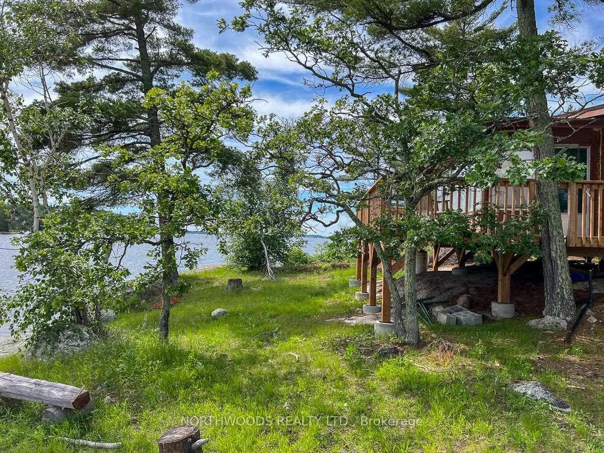 Island G2261 photo 41