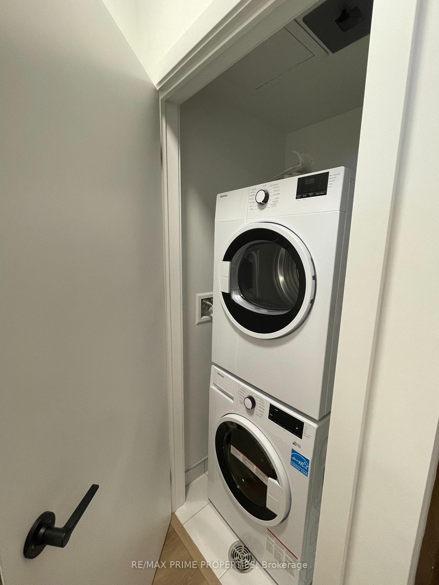30 Lagerfeld Drive Unit 03 photo 12