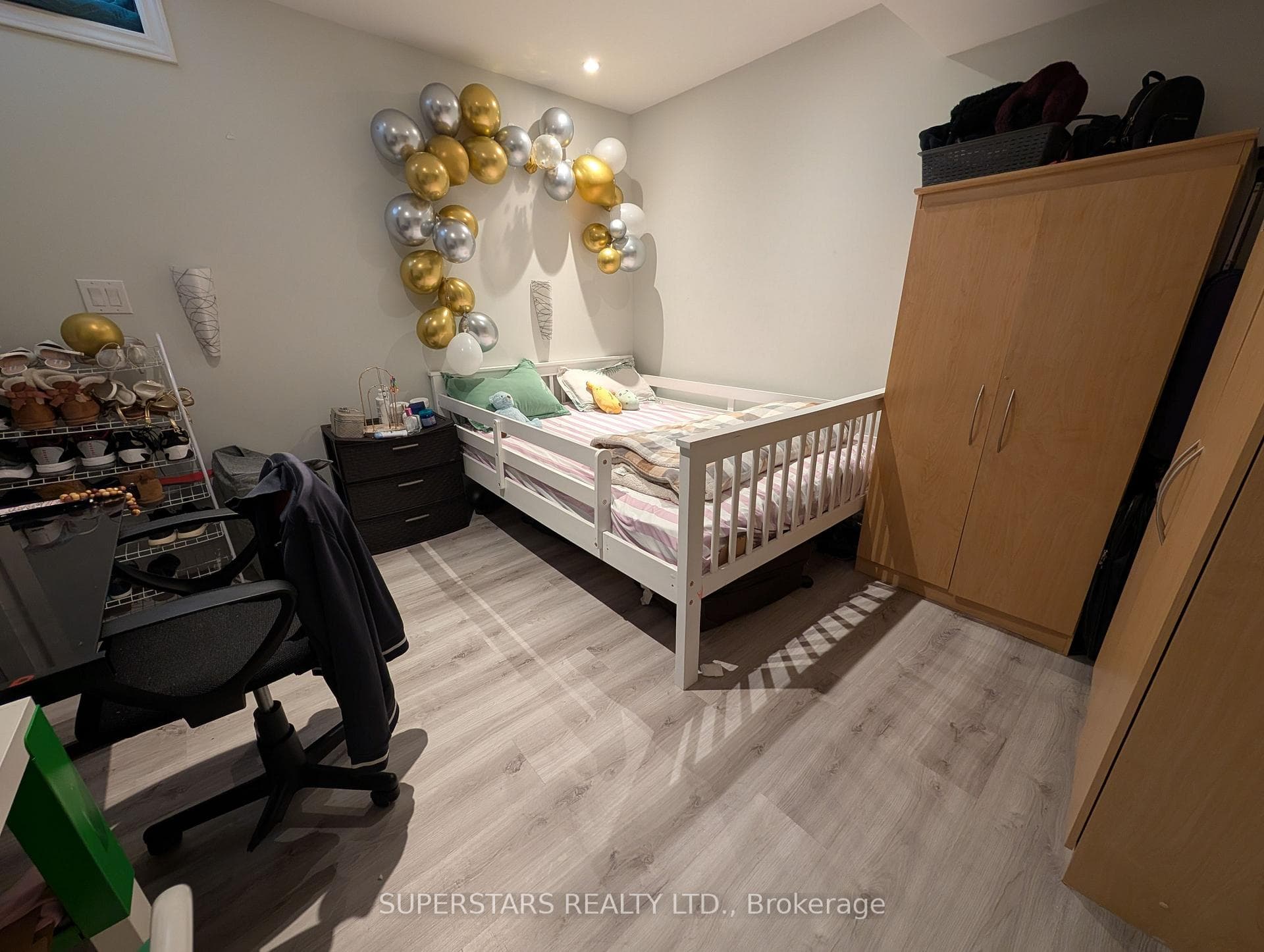 75 Rockwood Crescent photo 39