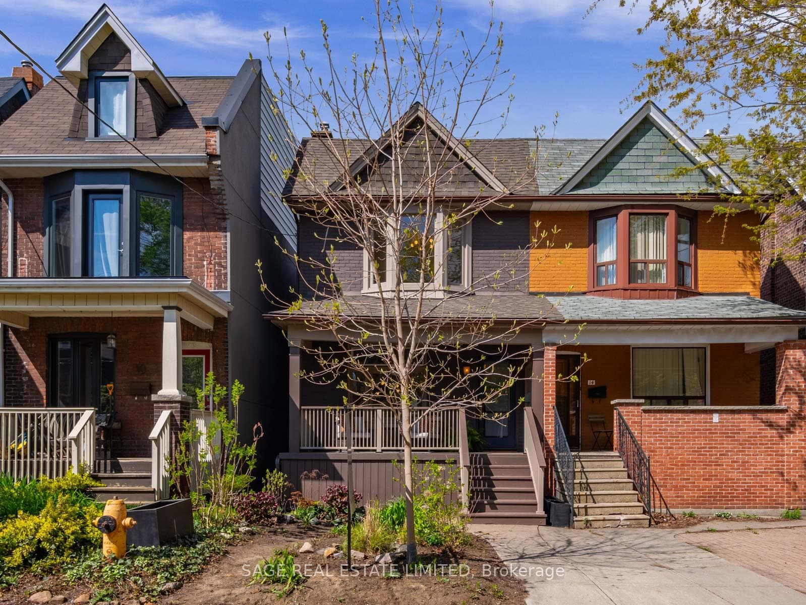 12 Ravina Crescent photo 1