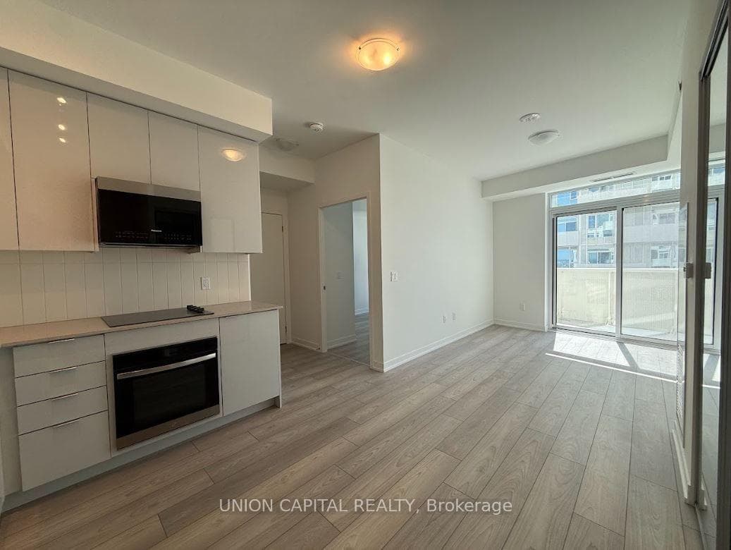 474 Caldari Road Unit 1701 photo 7