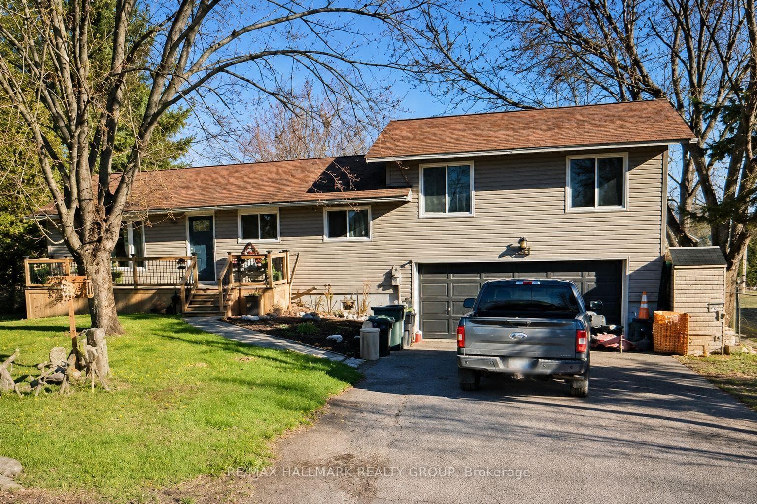 244 Kedey Street photo 1