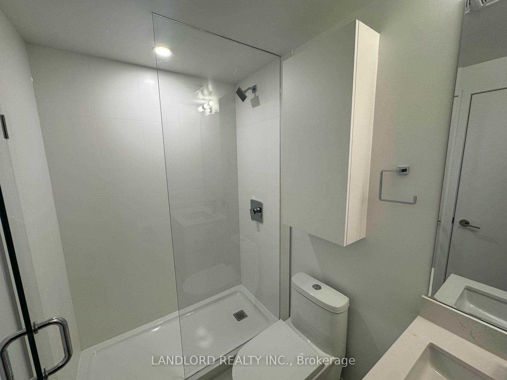 260 Malta Avenue Unit 2004 photo 17