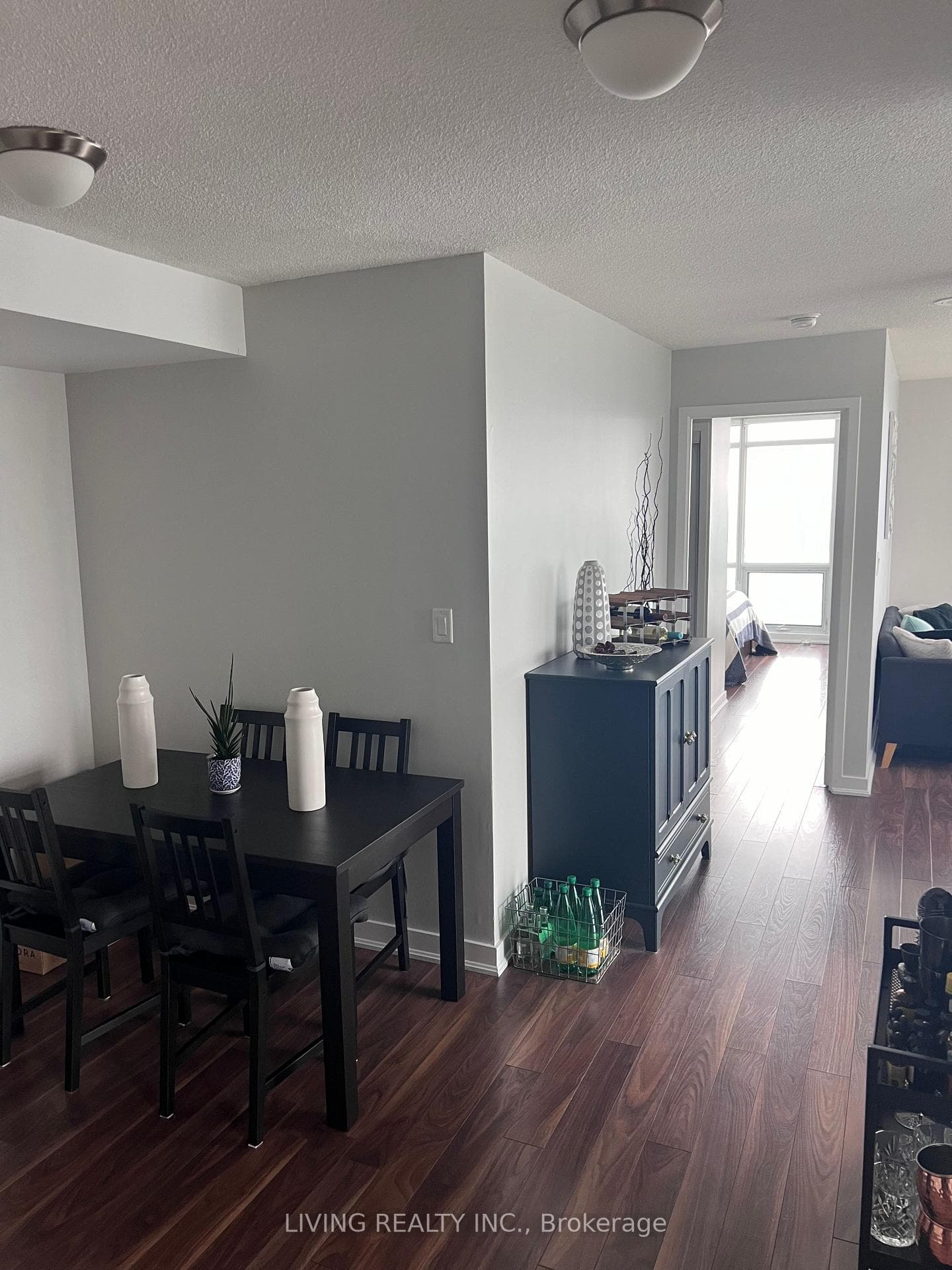 15 Fort York Boulevard Unit 3712 photo 9