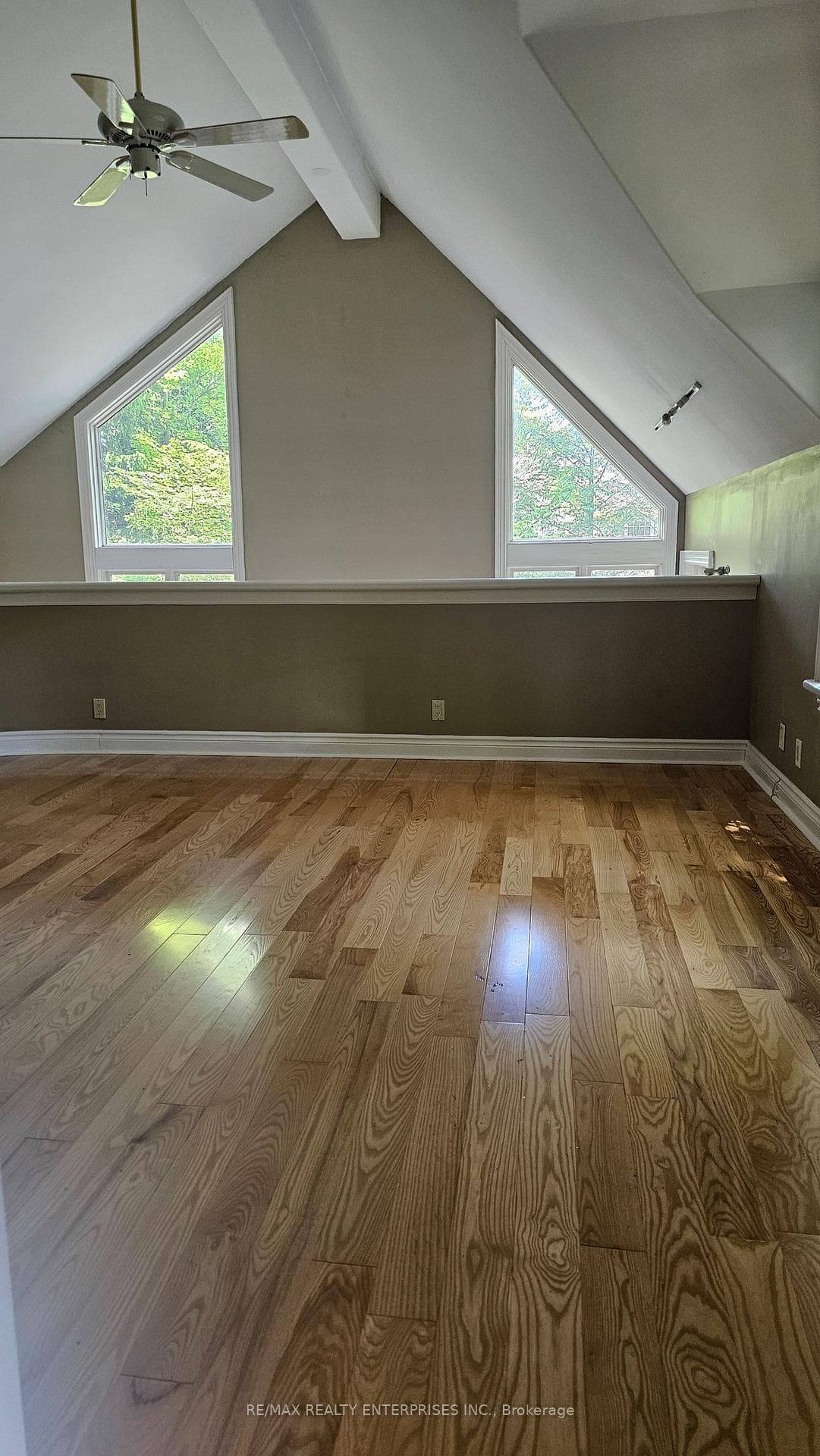 1399 Milton Avenue photo 11
