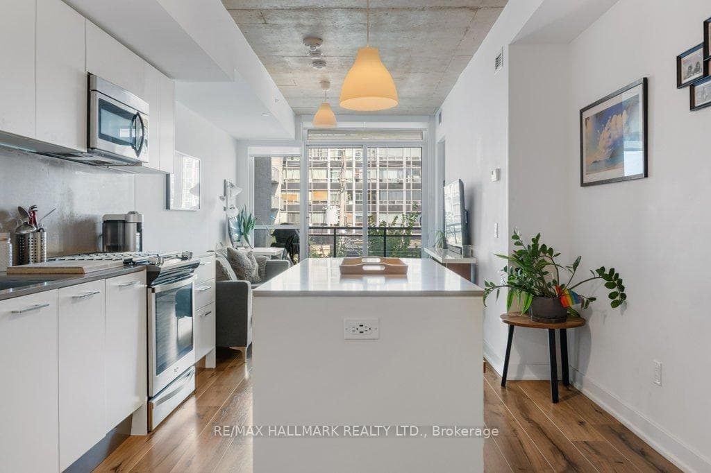 665 Kingston Road Unit 308 photo 7