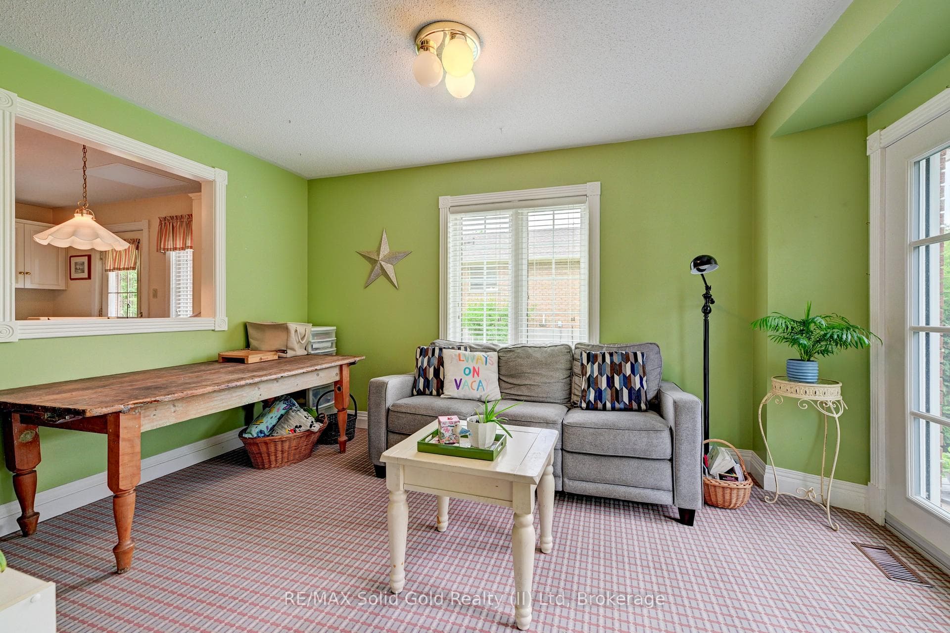 11 Lorraine Drive photo 19