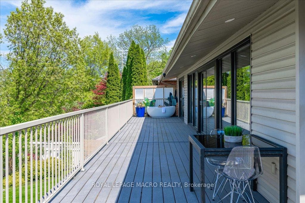 33 Leslie Drive photo 40