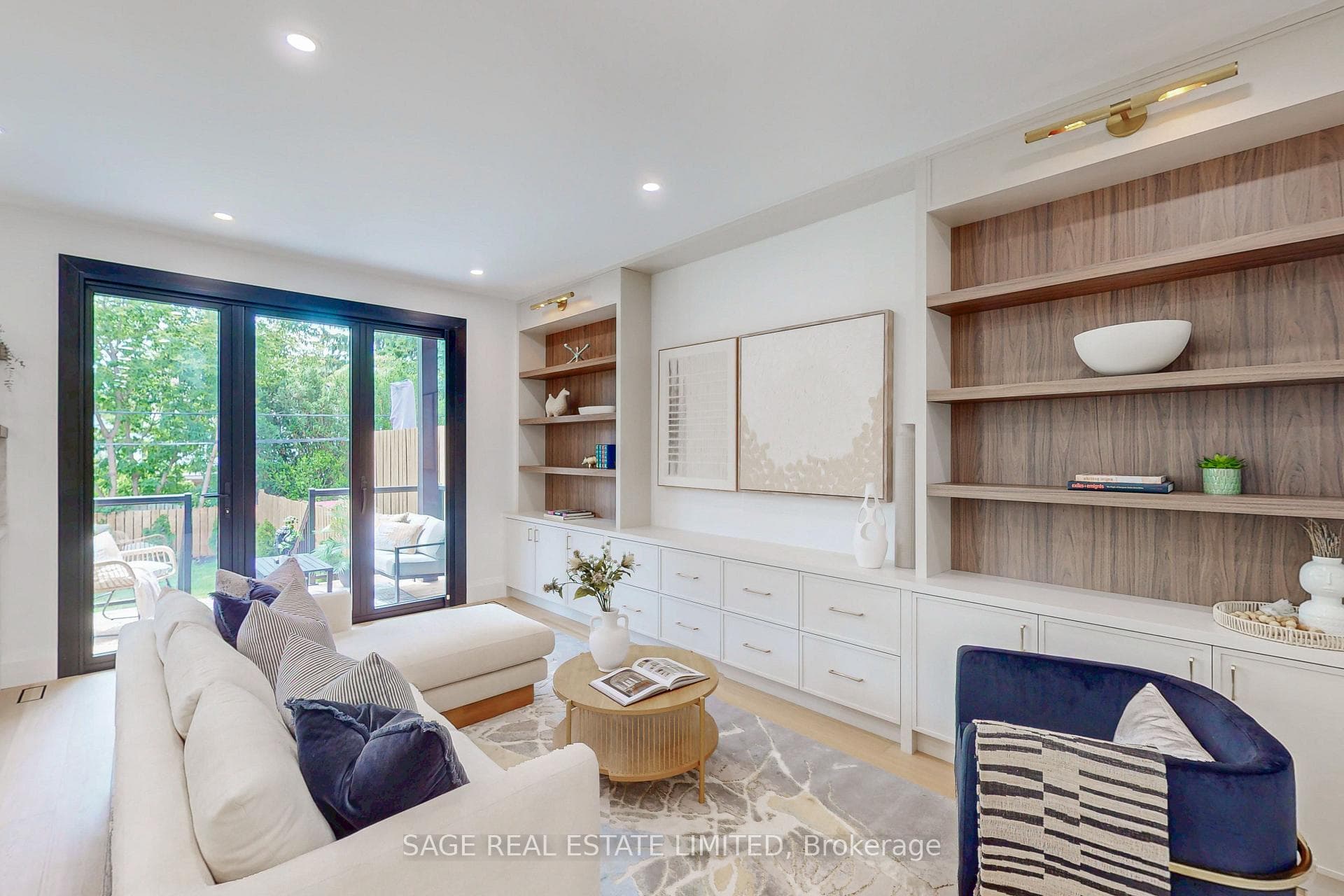 116 Lee Avenue photo 17