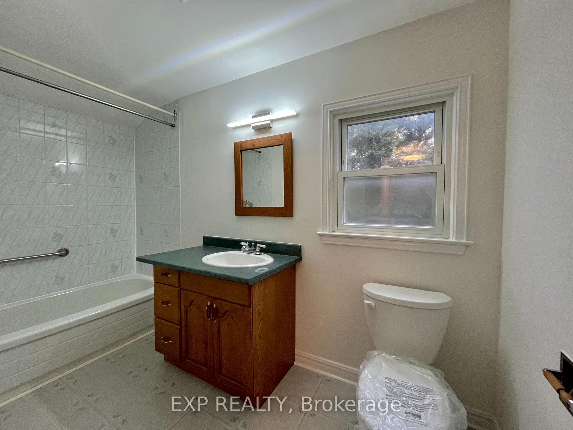 61 Richbourne Court photo 12