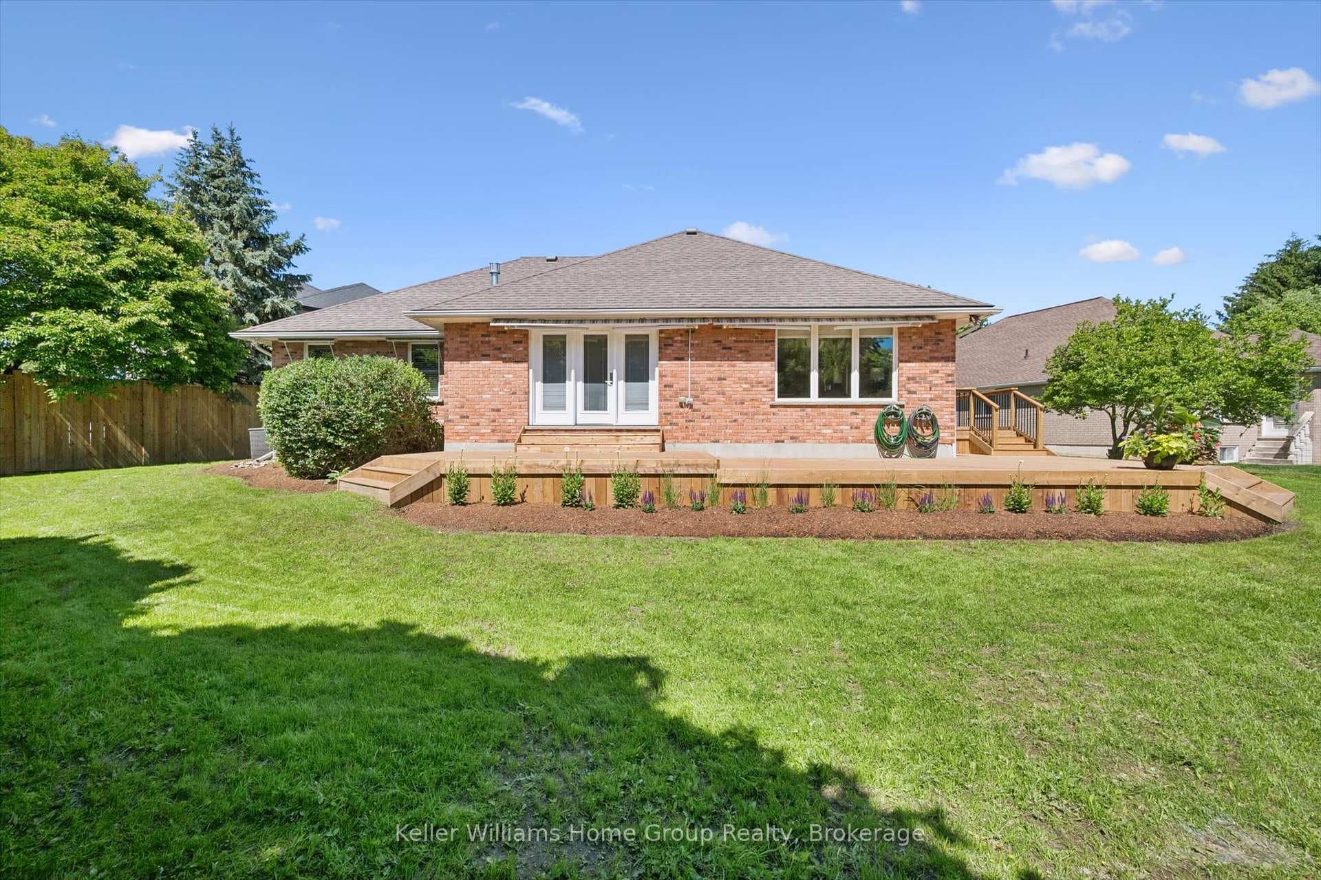 22 Lyle Place photo 43