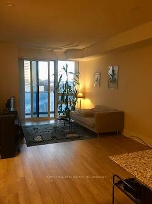181 Wynford Drive Unit 812 photo 10