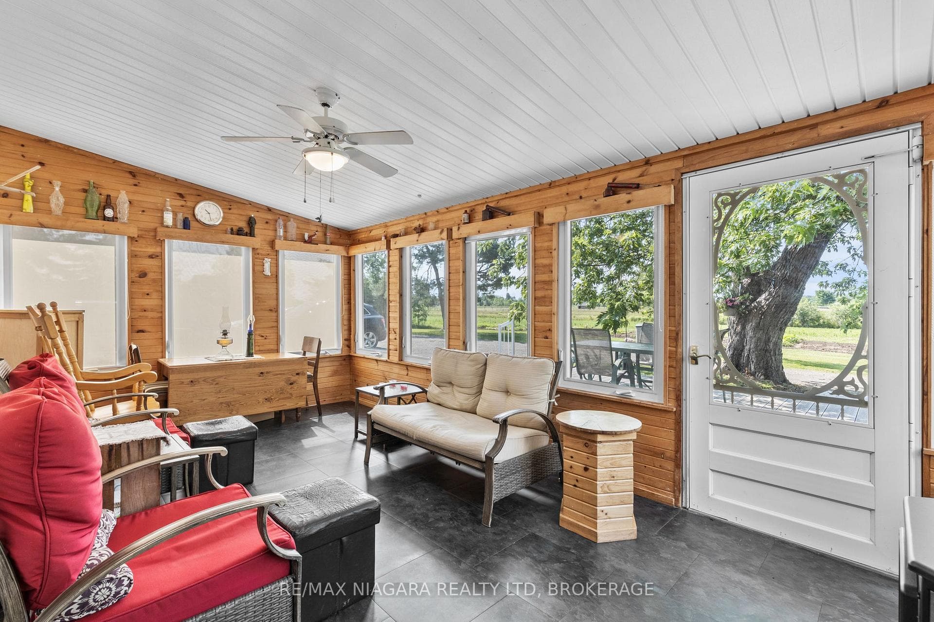 3362 Montrose Road photo 25