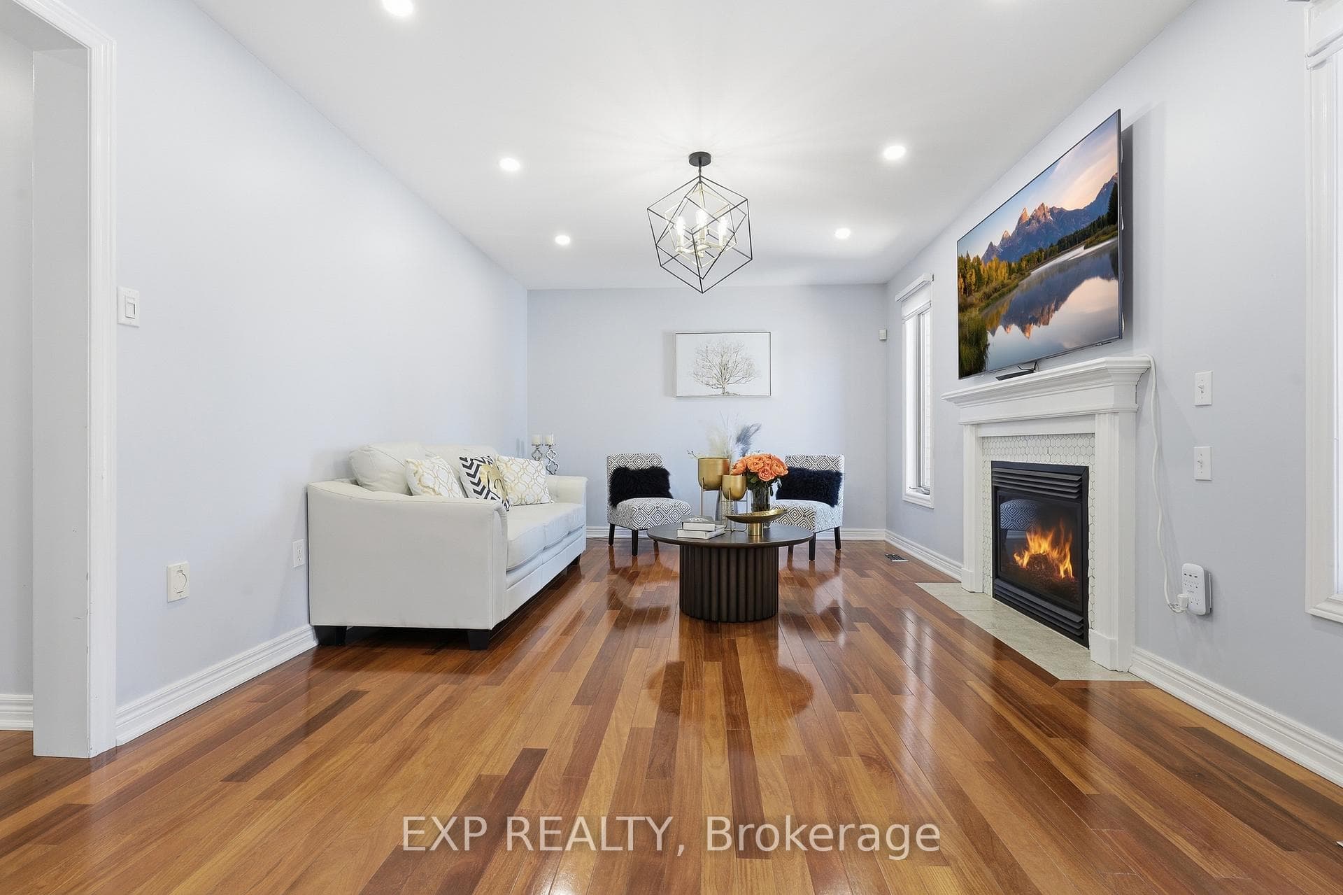 194 Southbrook Drive photo 12
