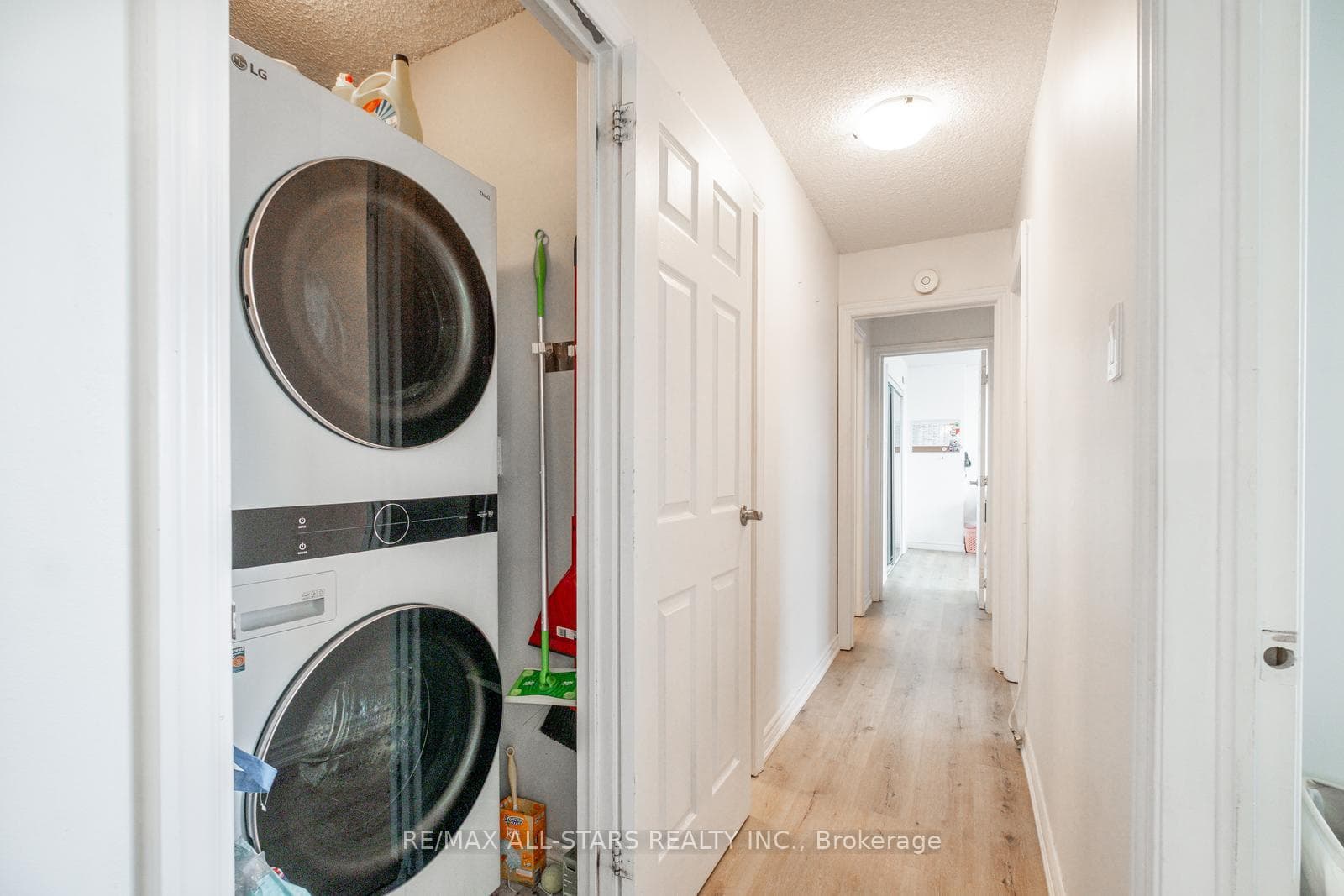 10 Muirhead Road Unit 610 photo 7