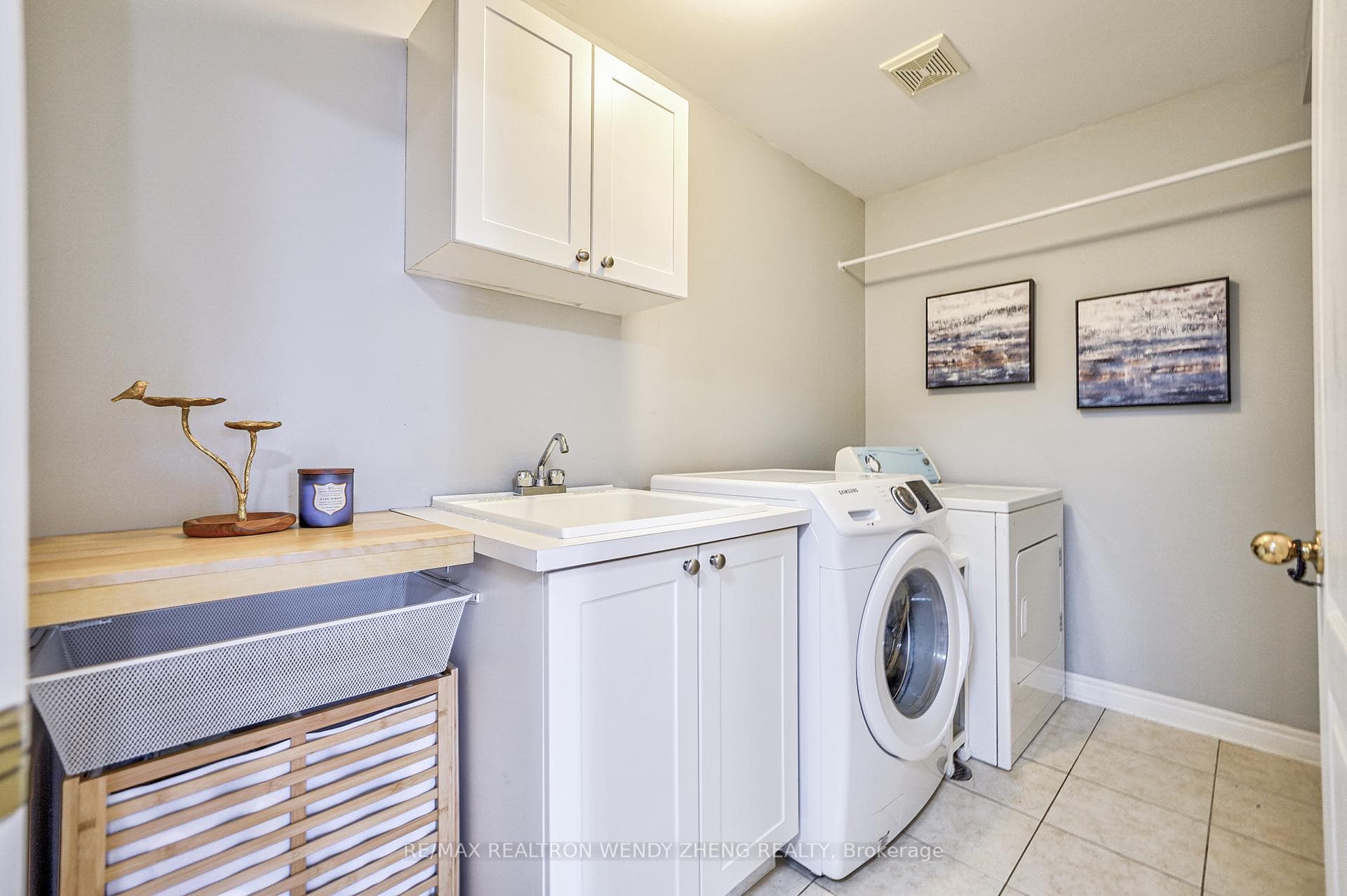 537 Reeves Way Boulevard photo 35