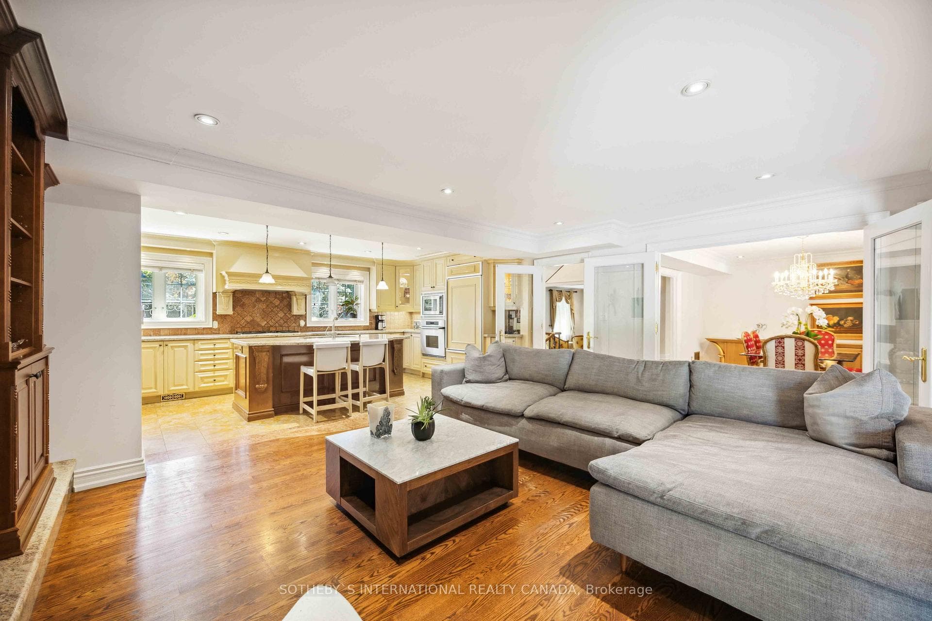 197 The Bridle Path N/A photo 14