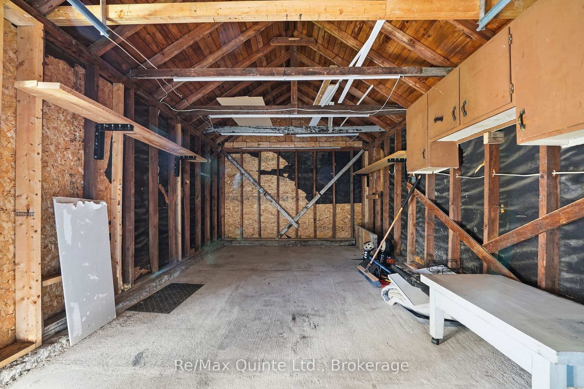 84 Campbell Street photo 42