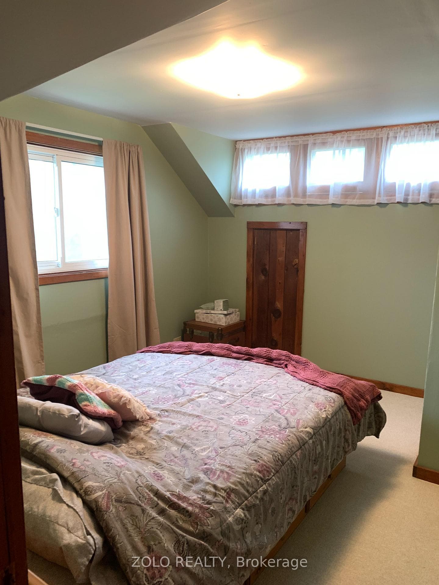90 Joseph Street photo 13