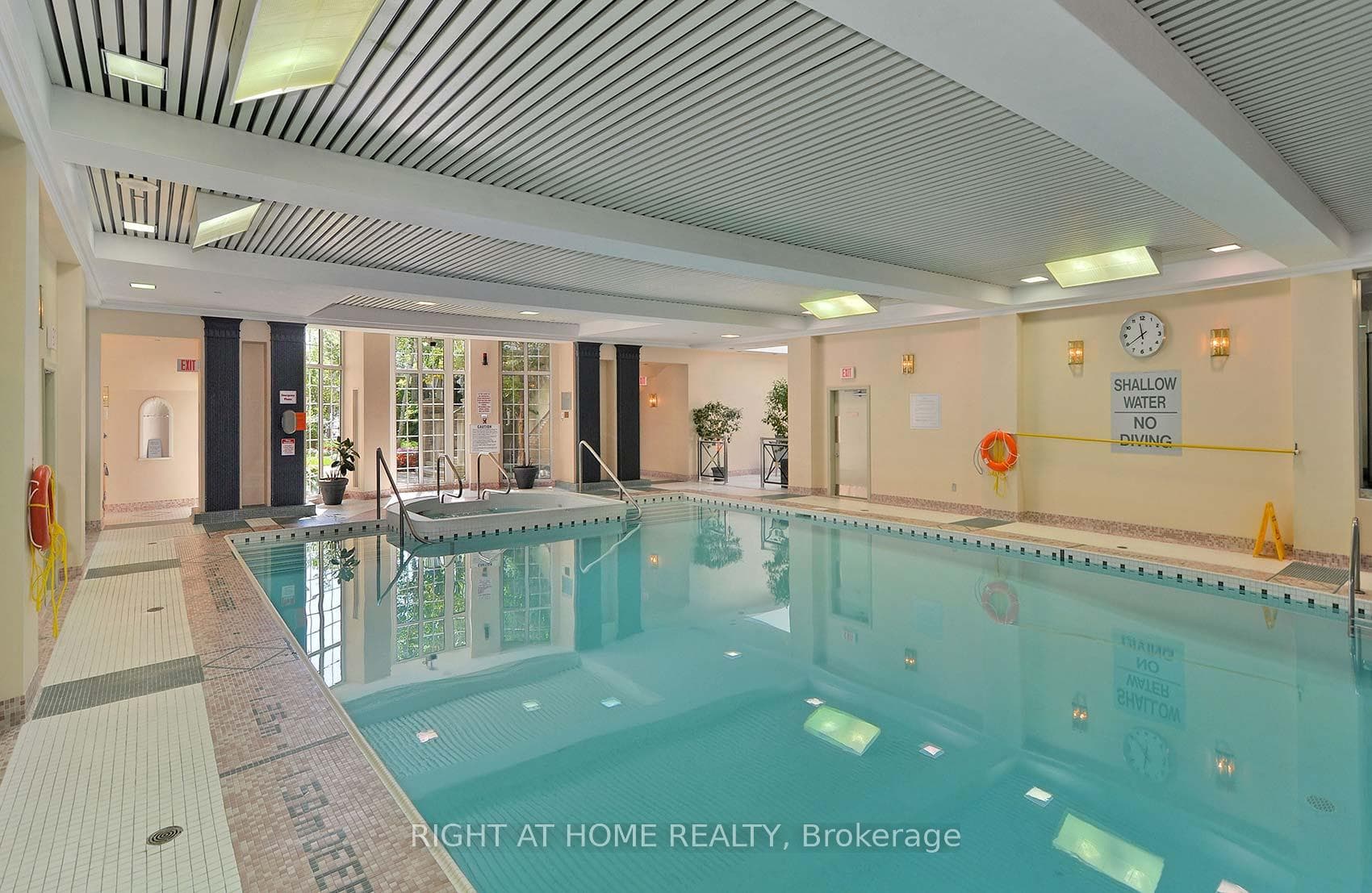 2285 Lake Shore Boulevard Unit 1509 photo 21