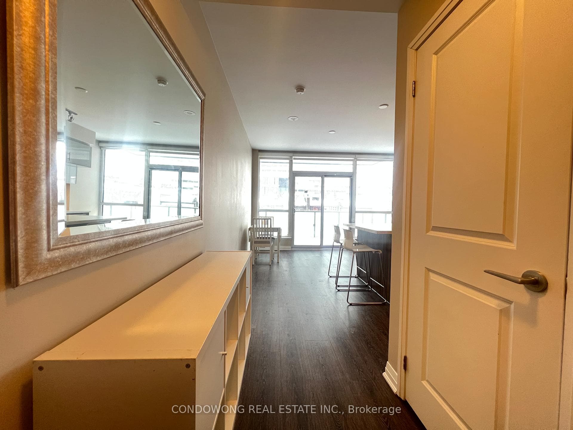 8 Mercer Street Unit 327 photo 4