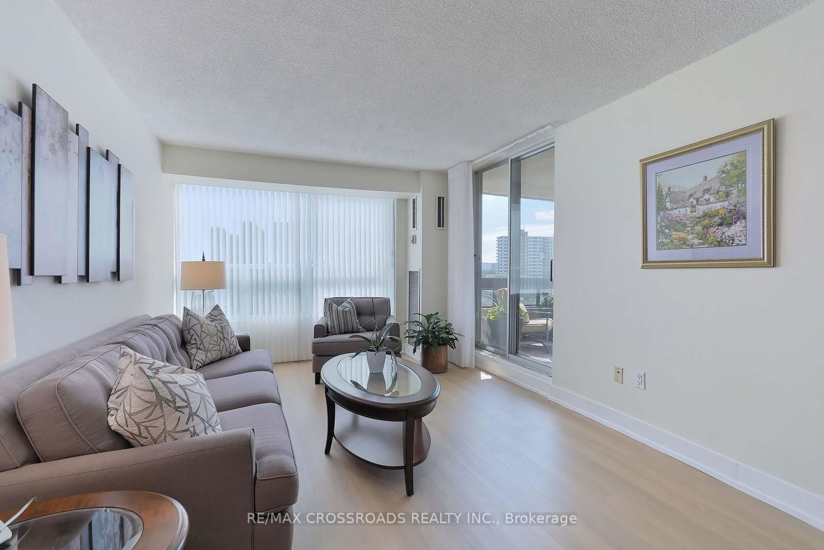 2365 Kennedy Road Unit 910 photo 6