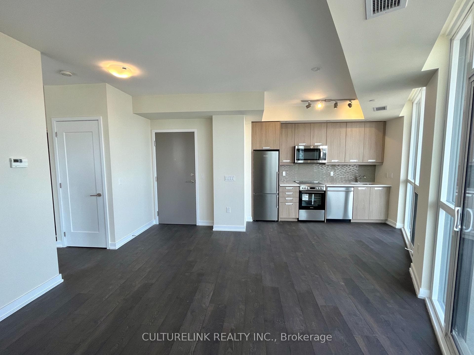 99 John Street Unit 4405 photo 2