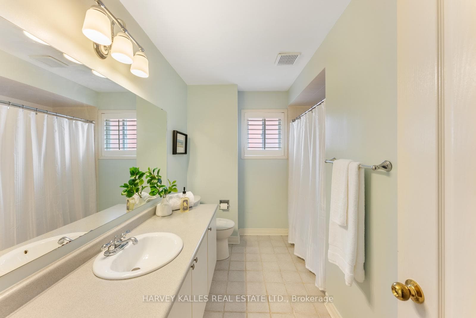 4 Buckhorn Avenue photo 14