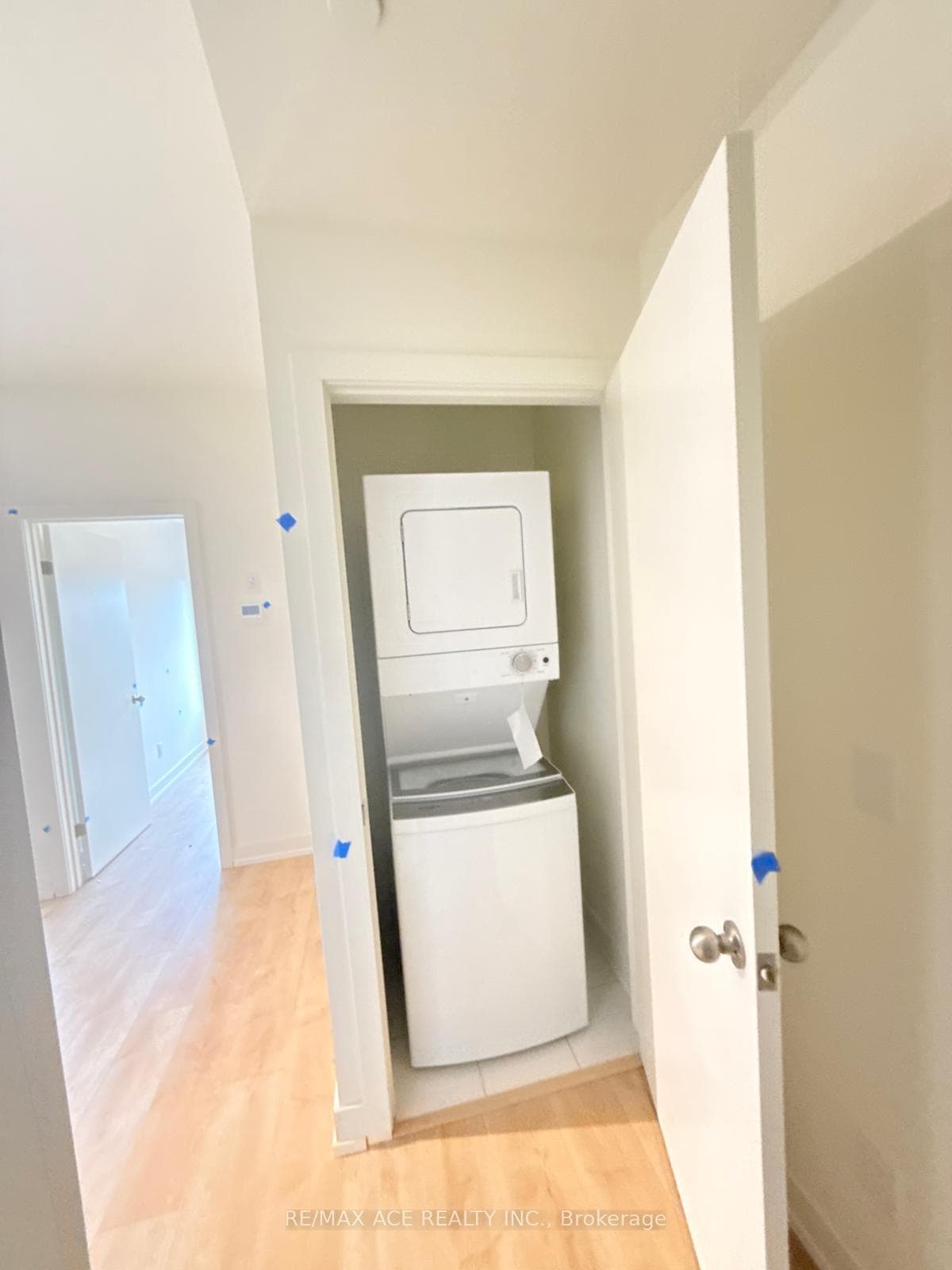 16 Melbourne Avenue Unit 317B photo 33