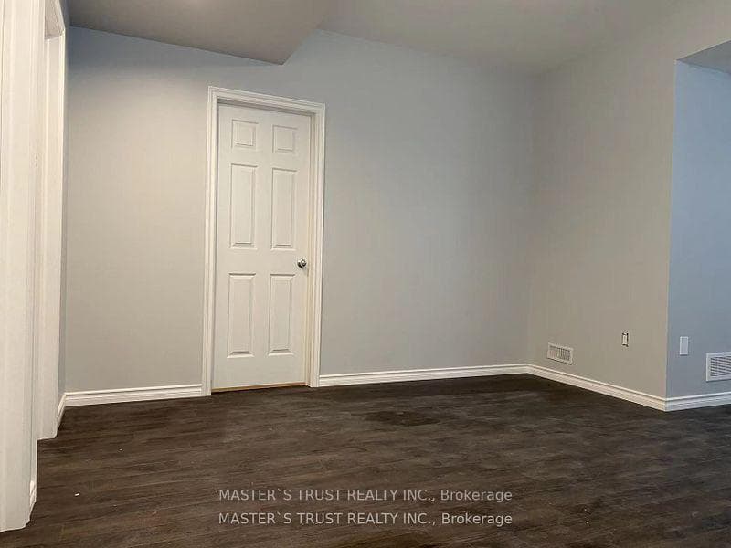 212 Macalister Boulevard photo 5