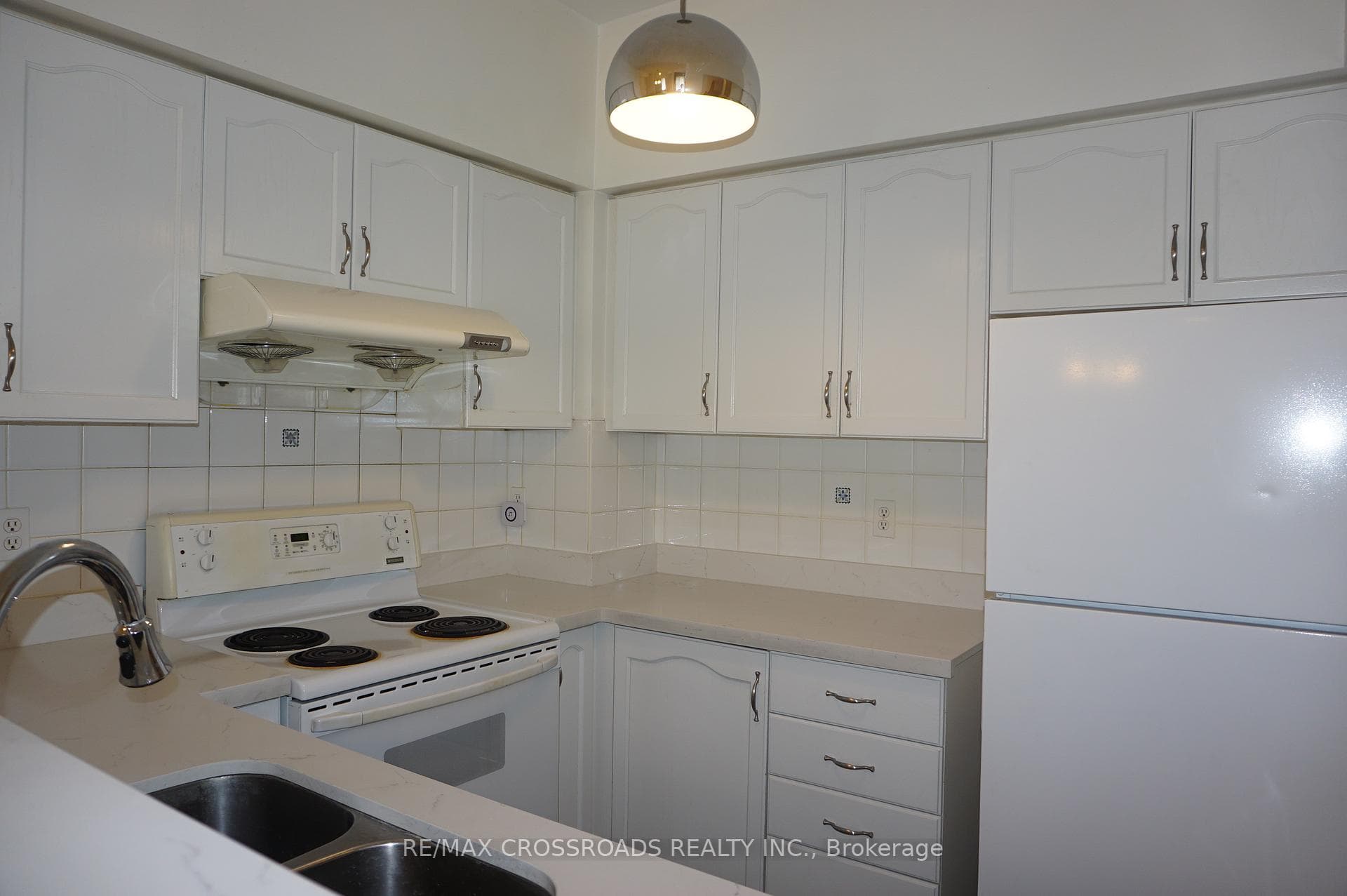 12 St Moritz Way Unit 13 photo 10