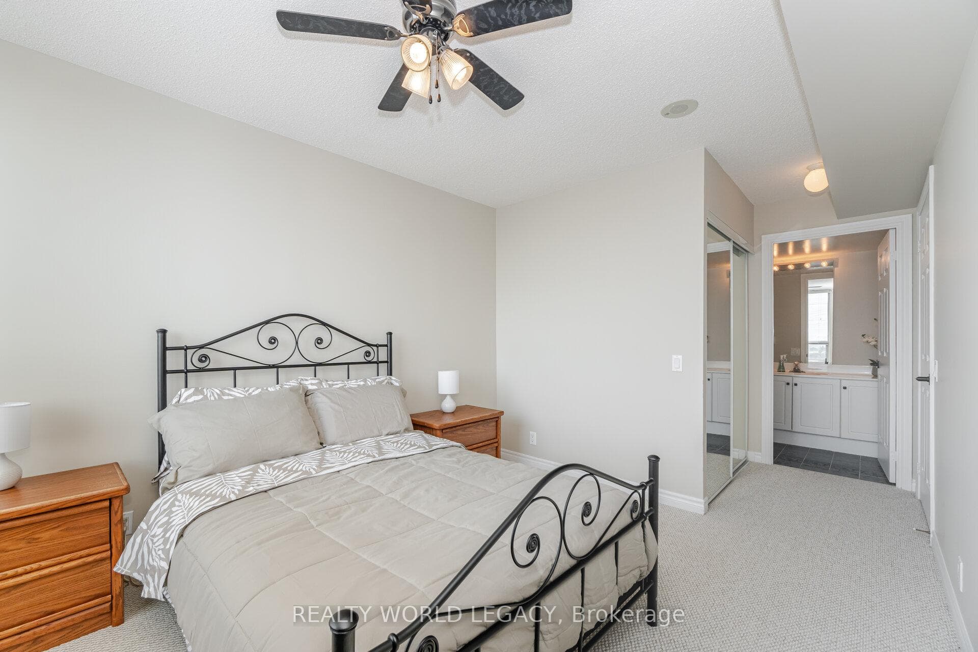 1720 Eglinton Avenue Unit 610 photo 21