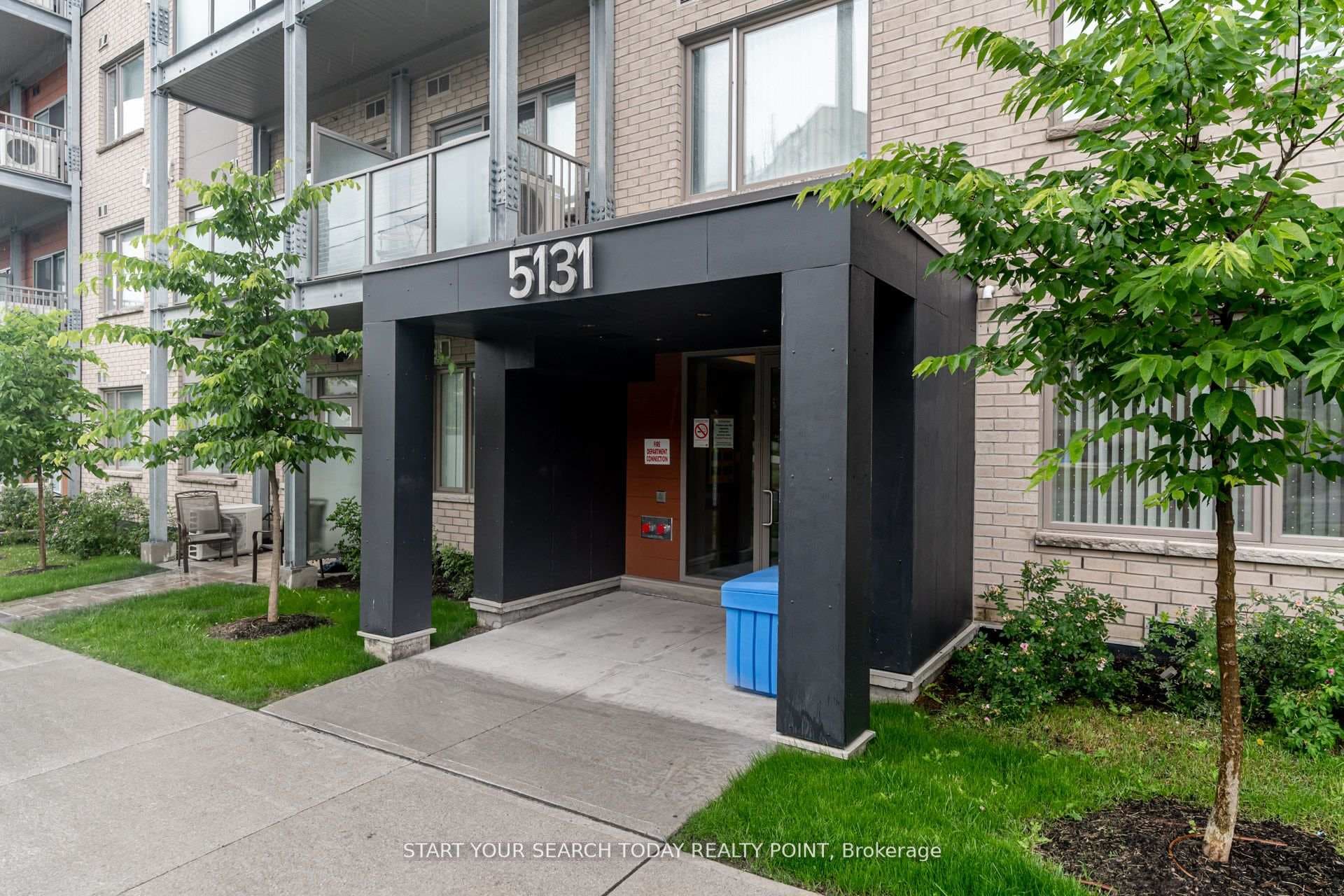 5131 Sheppard Avenue Unit 108 photo 4