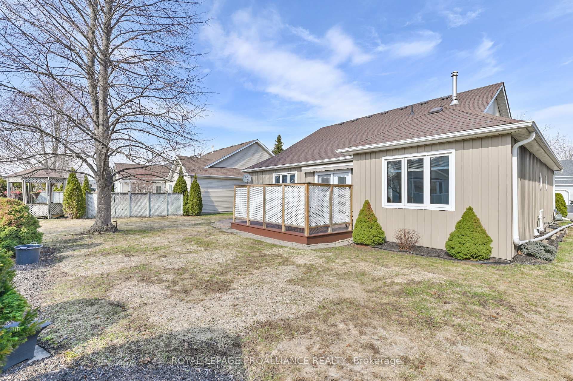 20 Lockwood Drive photo 32