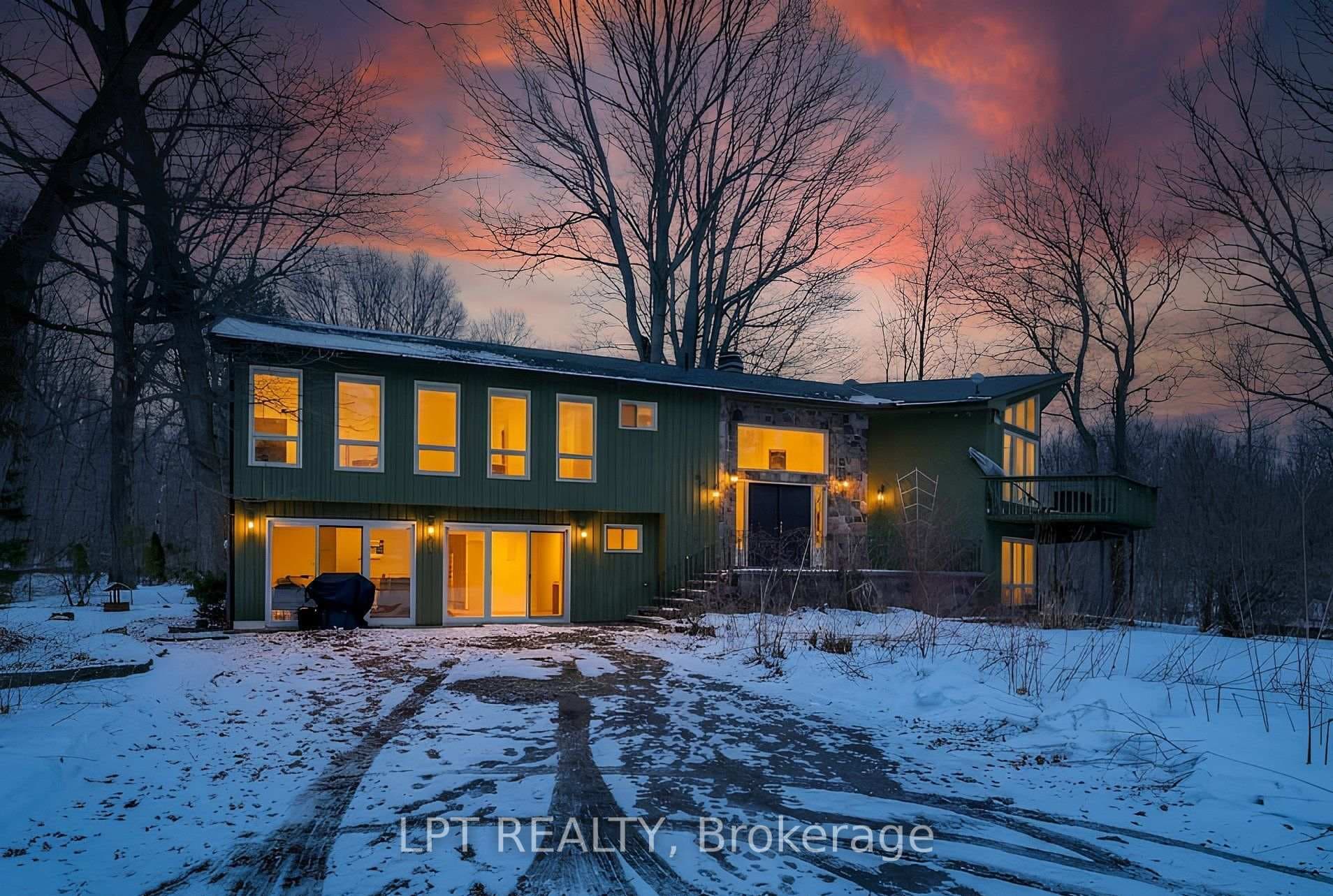 Welcome Home To 50 Concession Road 2 W!