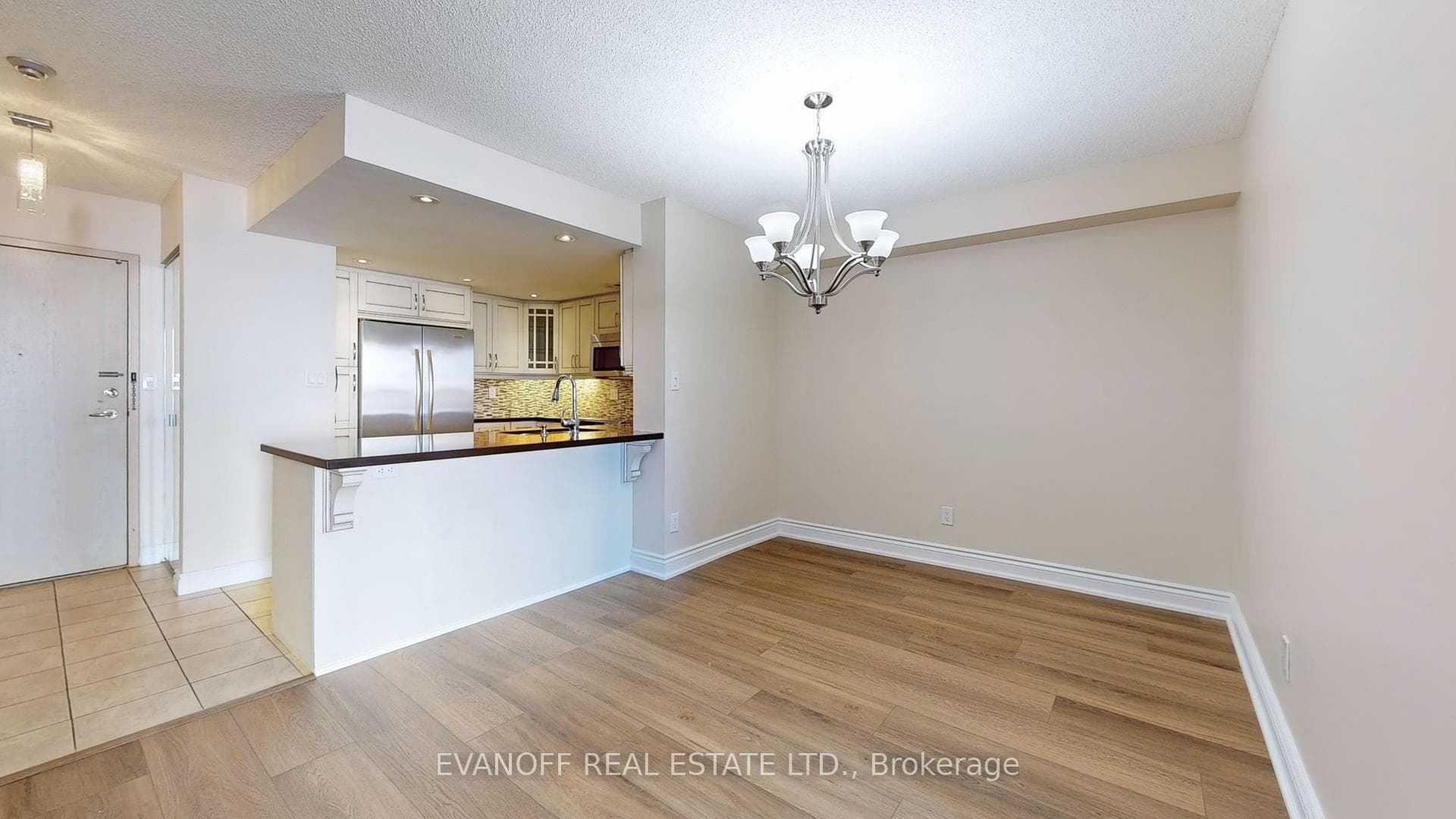 20 Guildwood Parkway Unit 607 photo 6