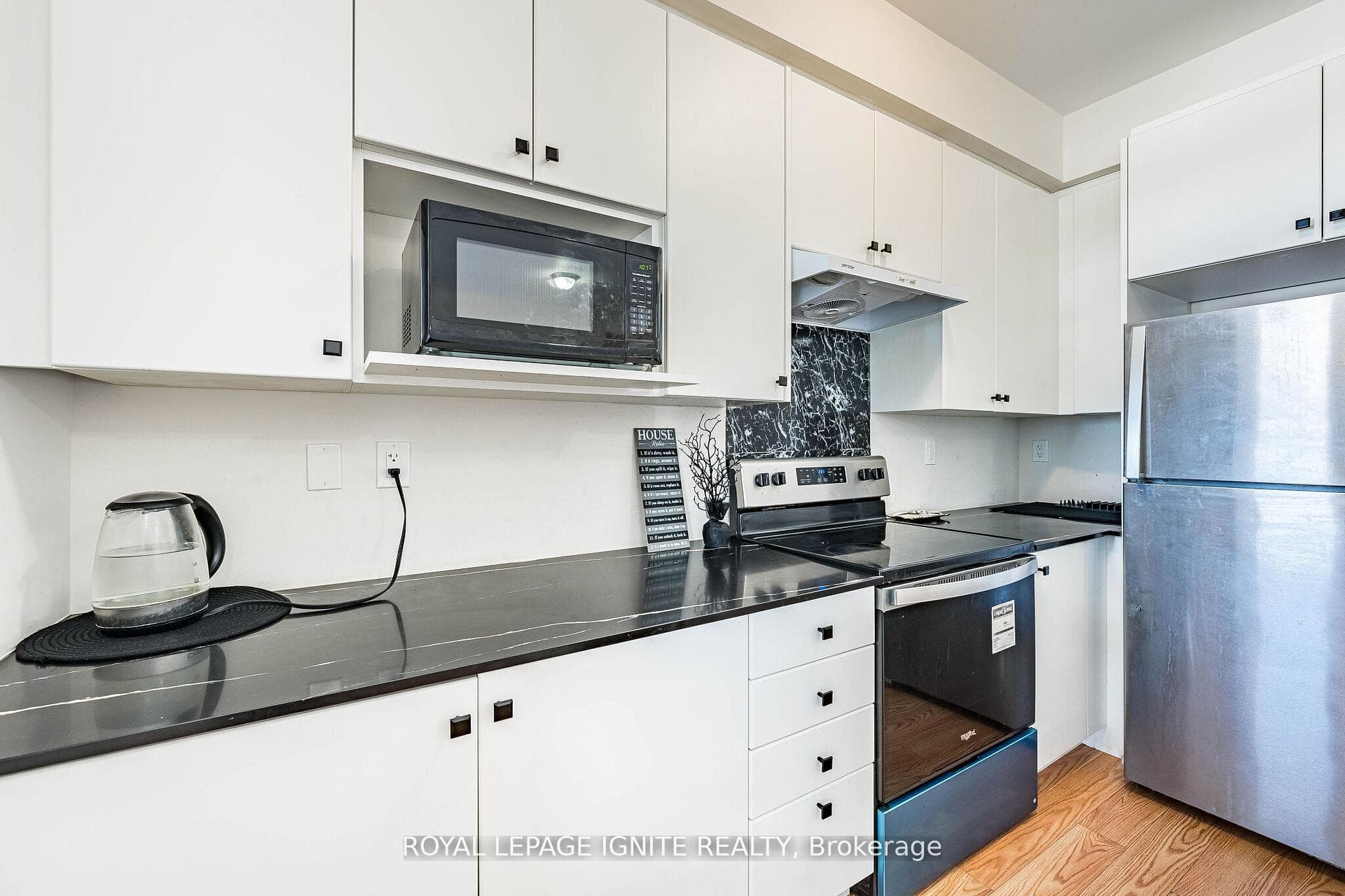 55 Chiffon Street photo 19