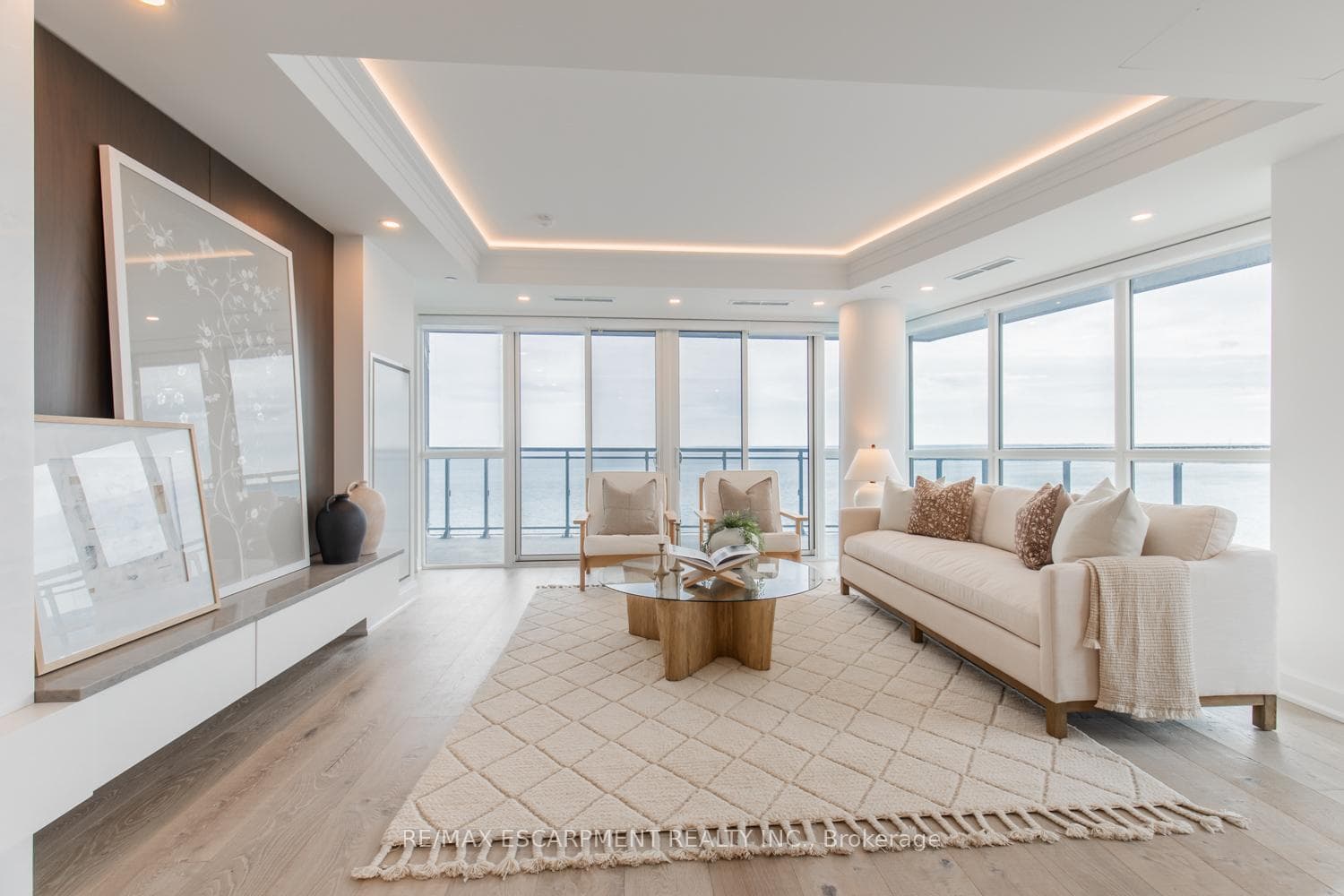 2060 Lakeshore Road Unit 1405 photo 12