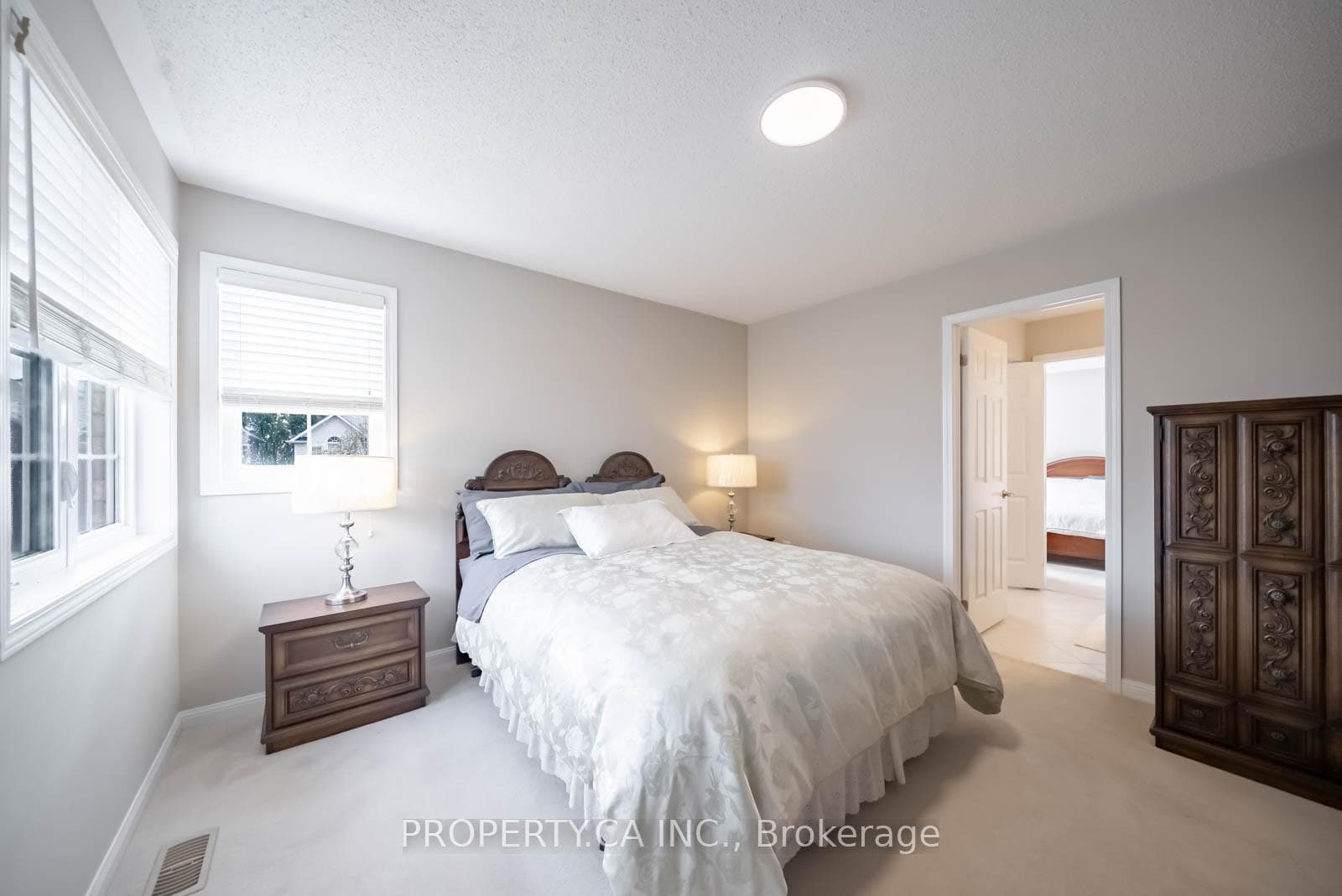 725 Reece Court photo 31