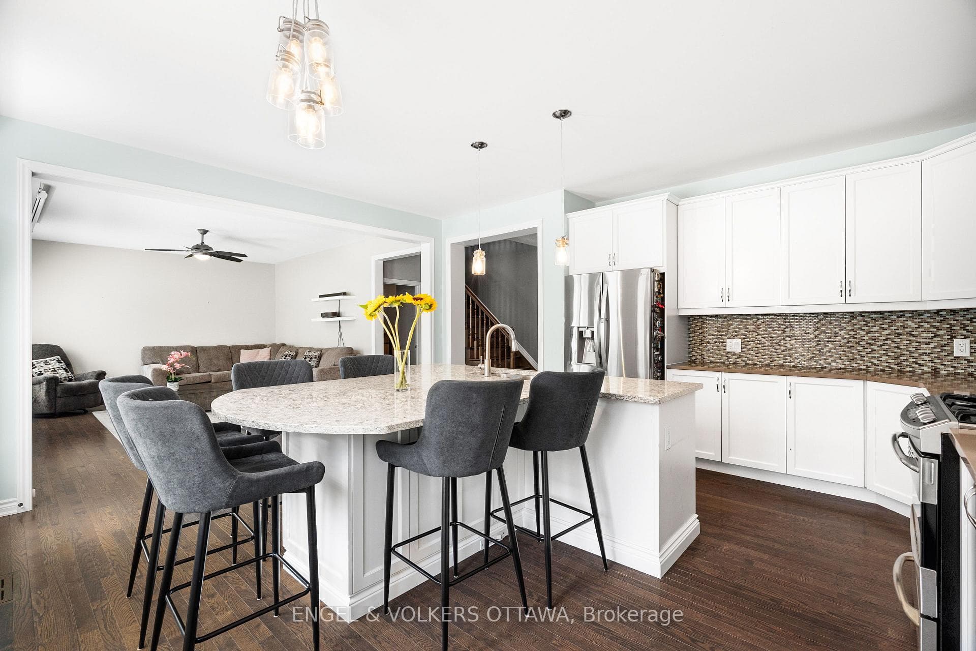520 Brigatine Avenue photo 11
