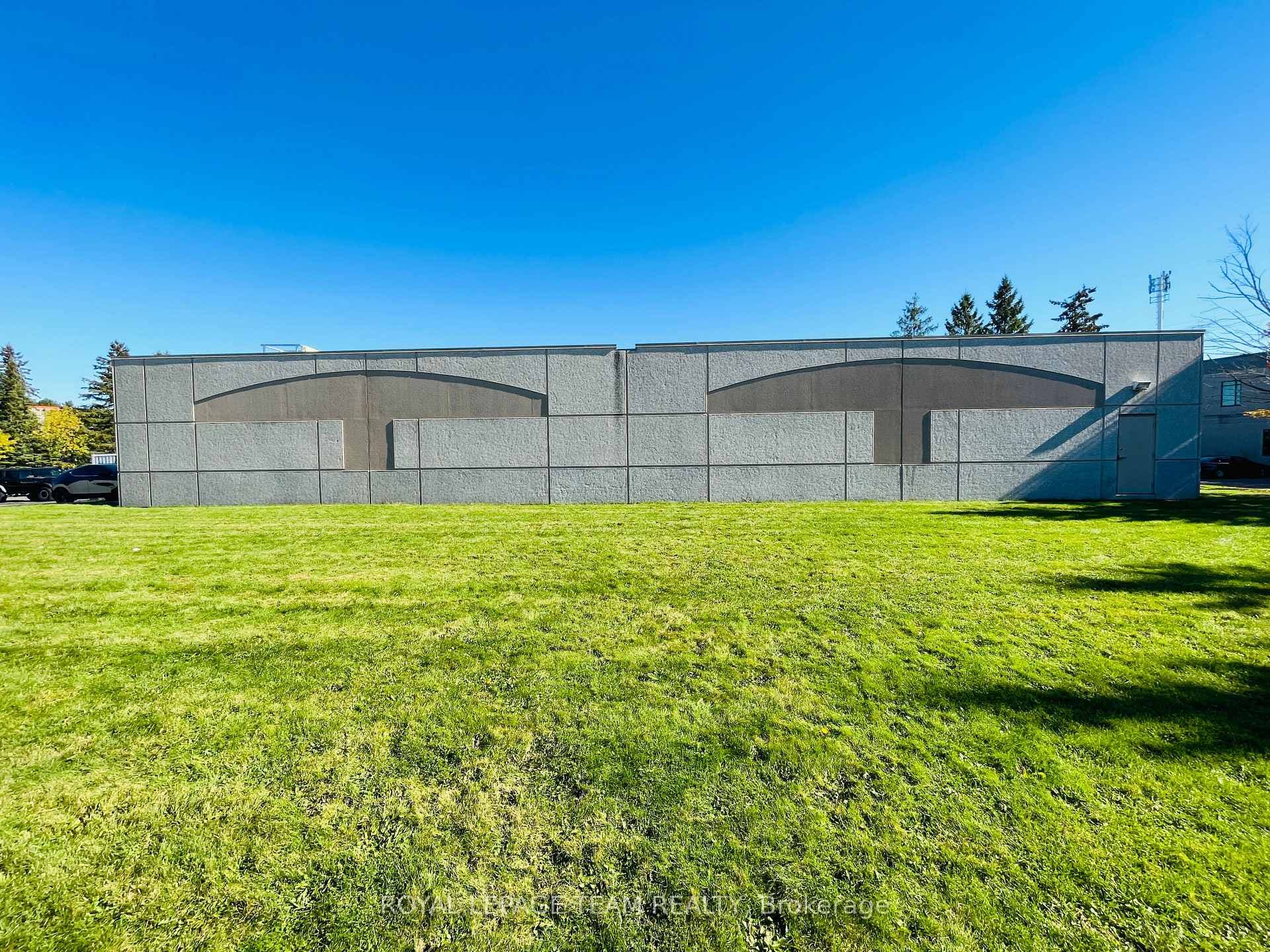 2490 Don Reid Drive photo 10