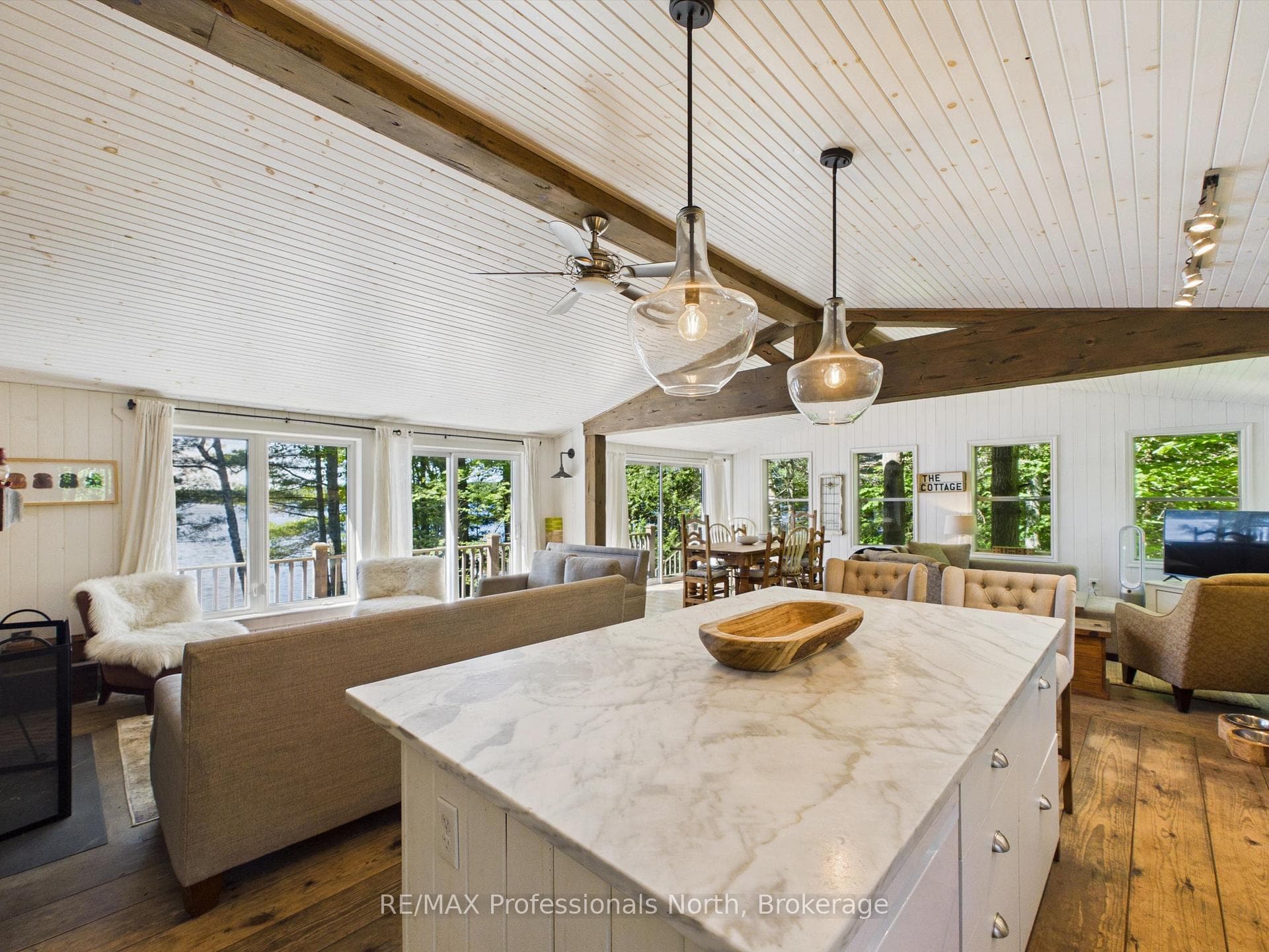 1398 Milne Road photo 8