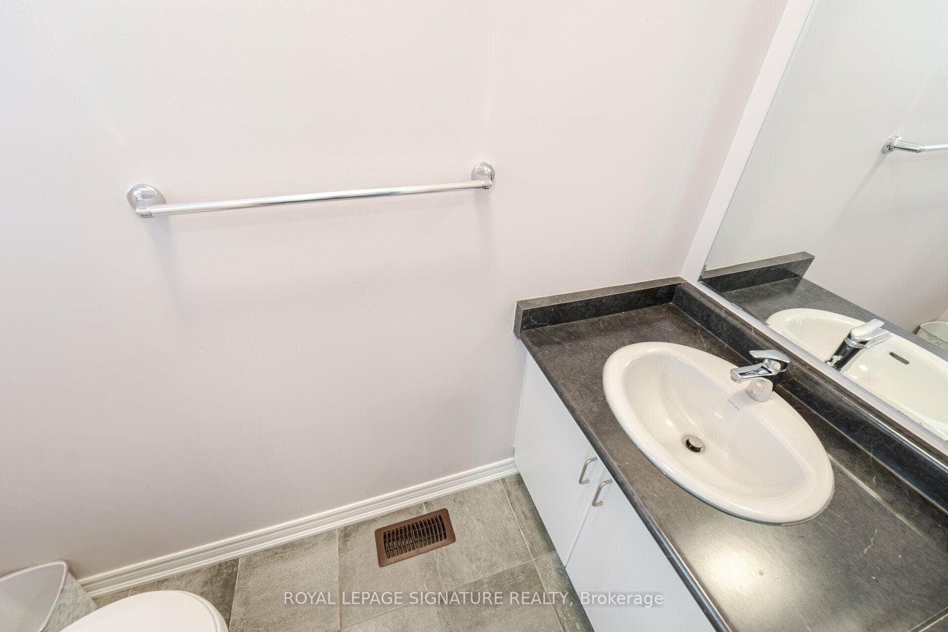 159 Bronson Terrace photo 18