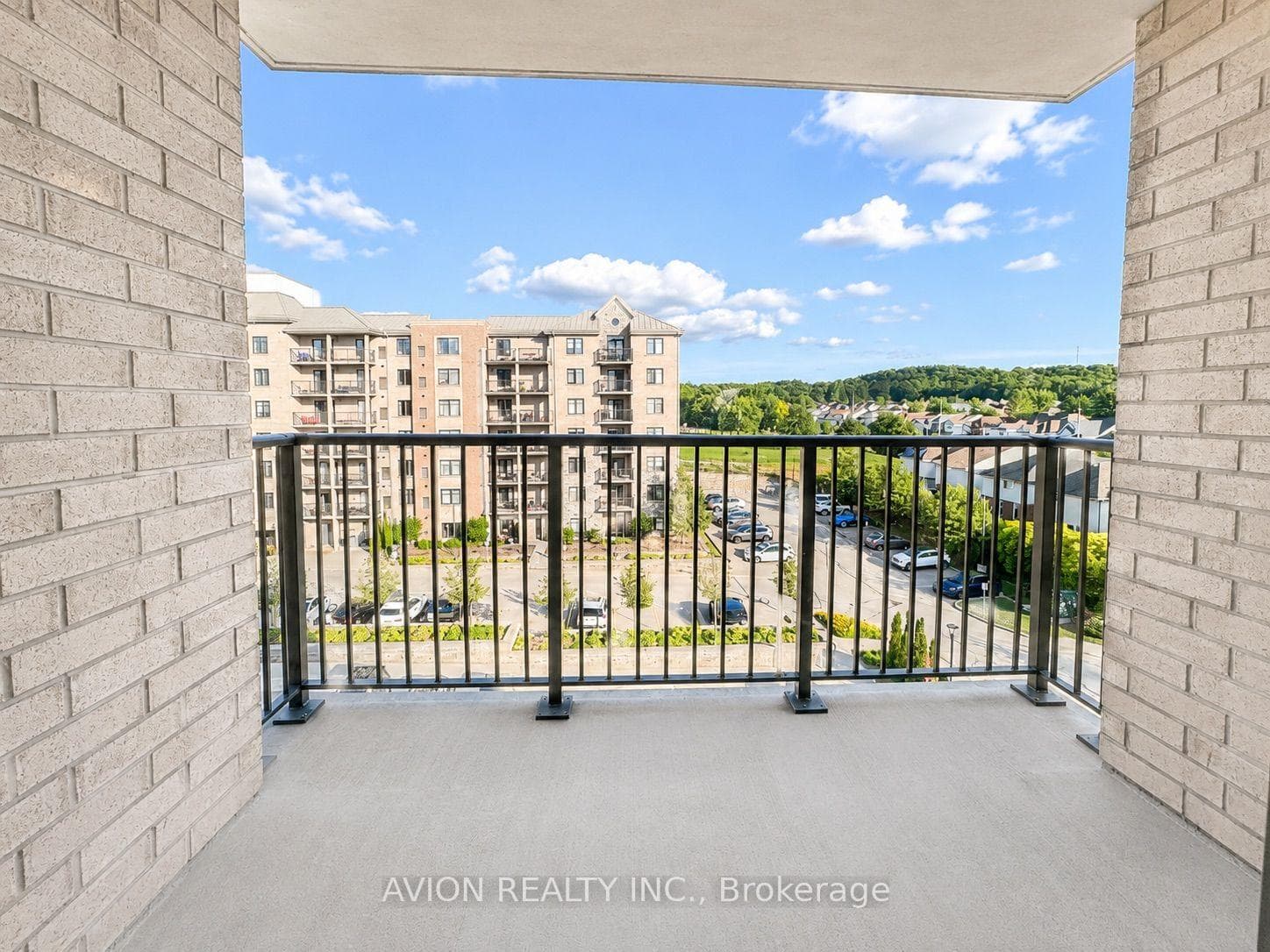 778 Laurelwood Drive Unit 613 photo 11