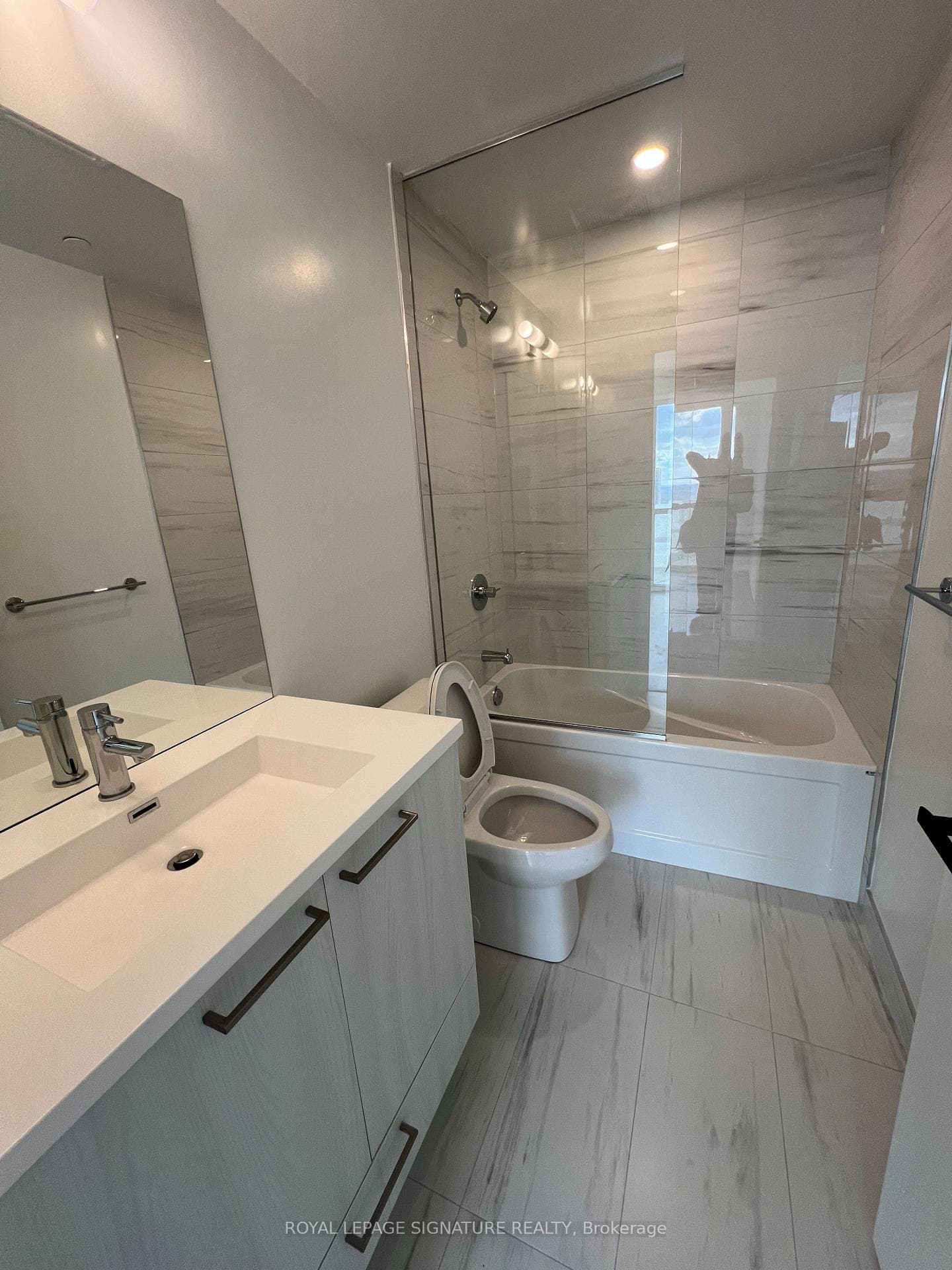 225 Commerce Street Unit 2508 photo 19