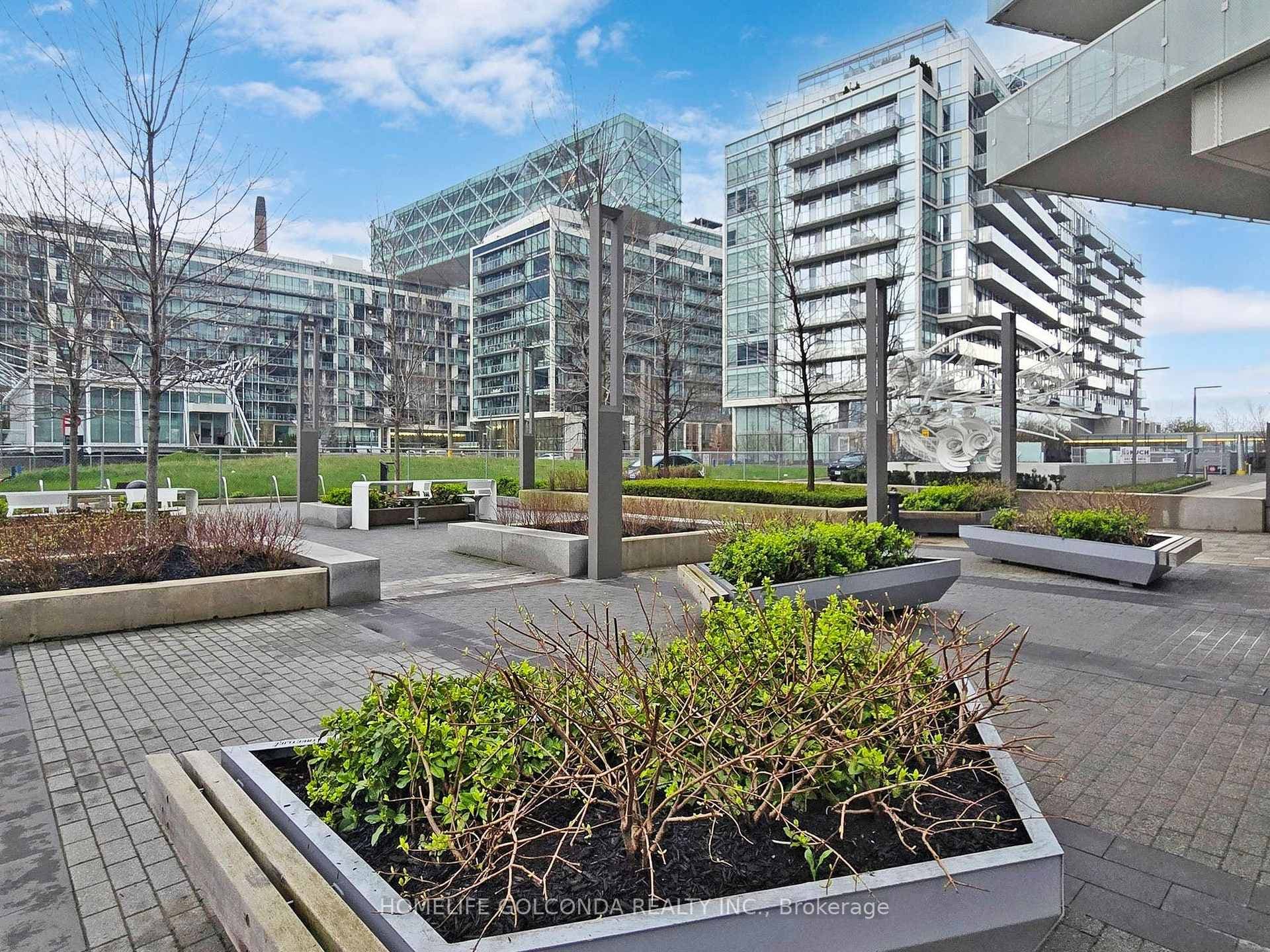 15 Queens Quay Unit 2509 photo 2