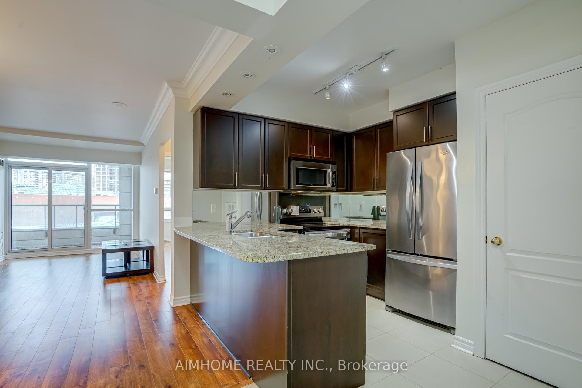 88 Promenade Circle Unit 201 photo 6