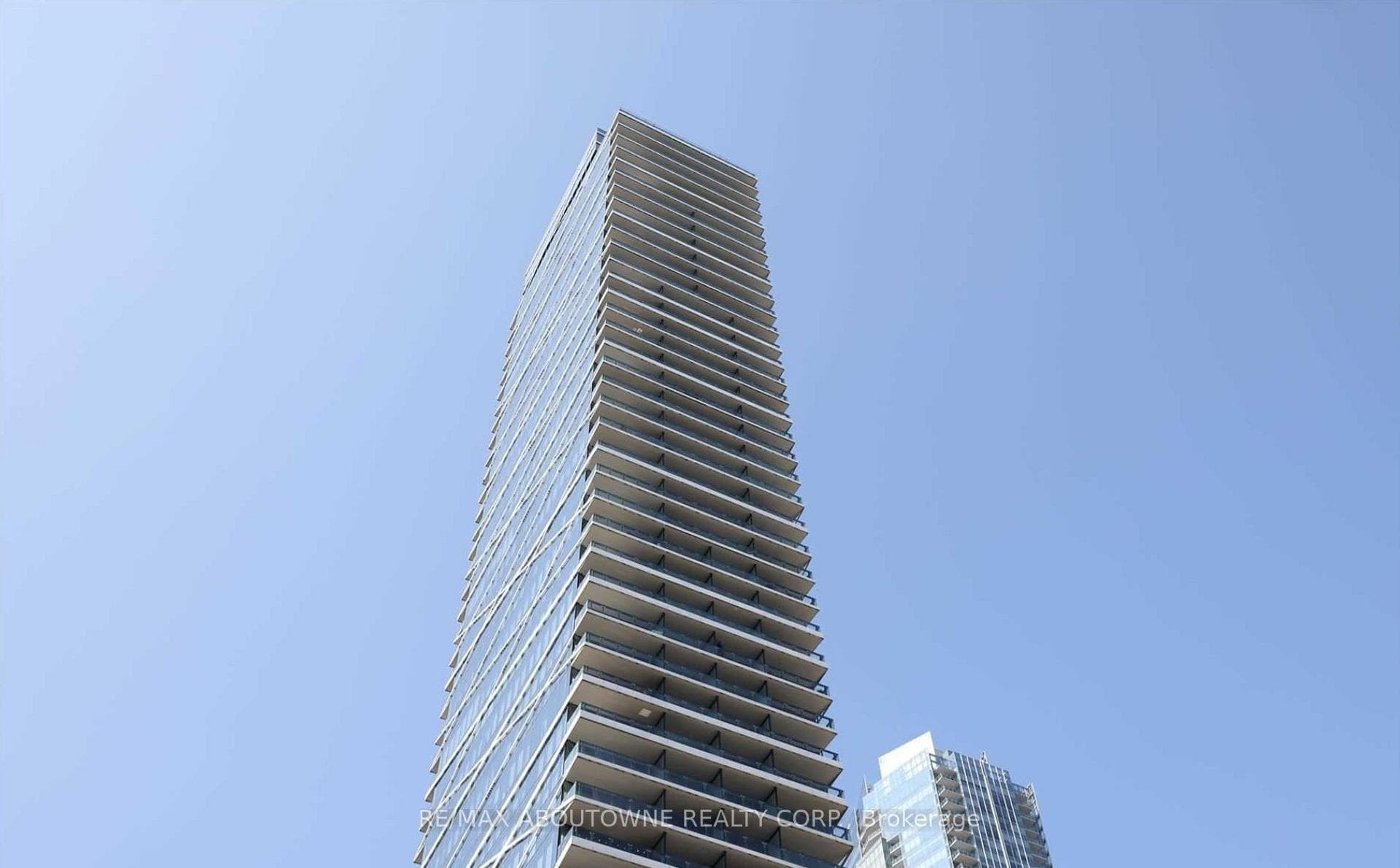 224 King Street Unit 1802 photo 3