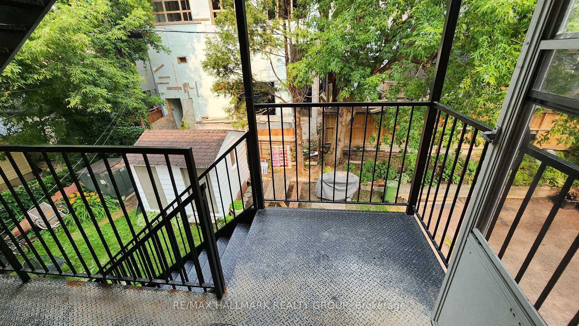 125 Glenora Street Unit 3 photo 26