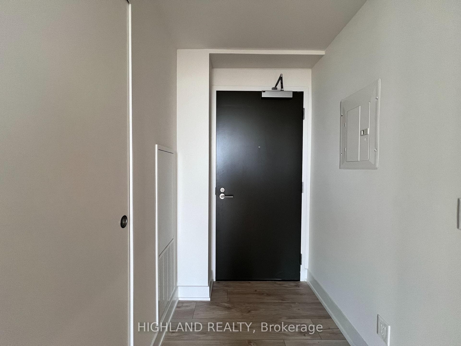 8 Cumberland Street Unit 3802 photo 6